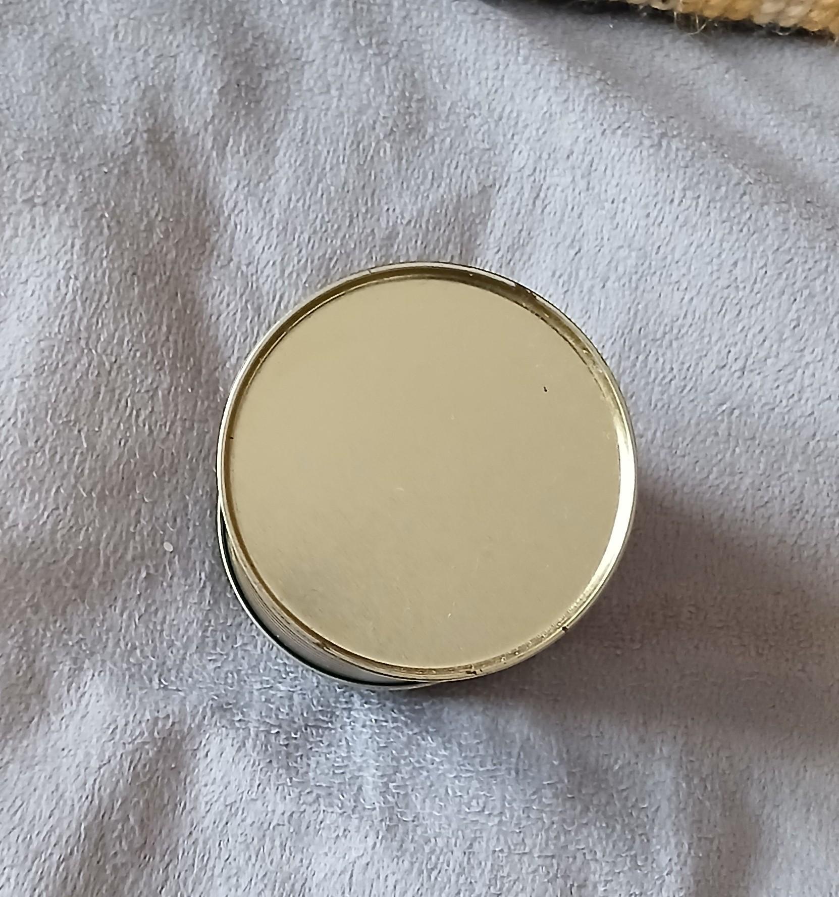 troc de troc boîte en fer image 2