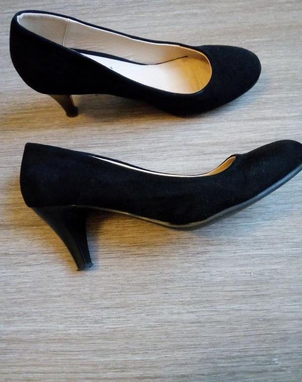 troc de troc * escarpin noir taille 37 en très bon état image 0