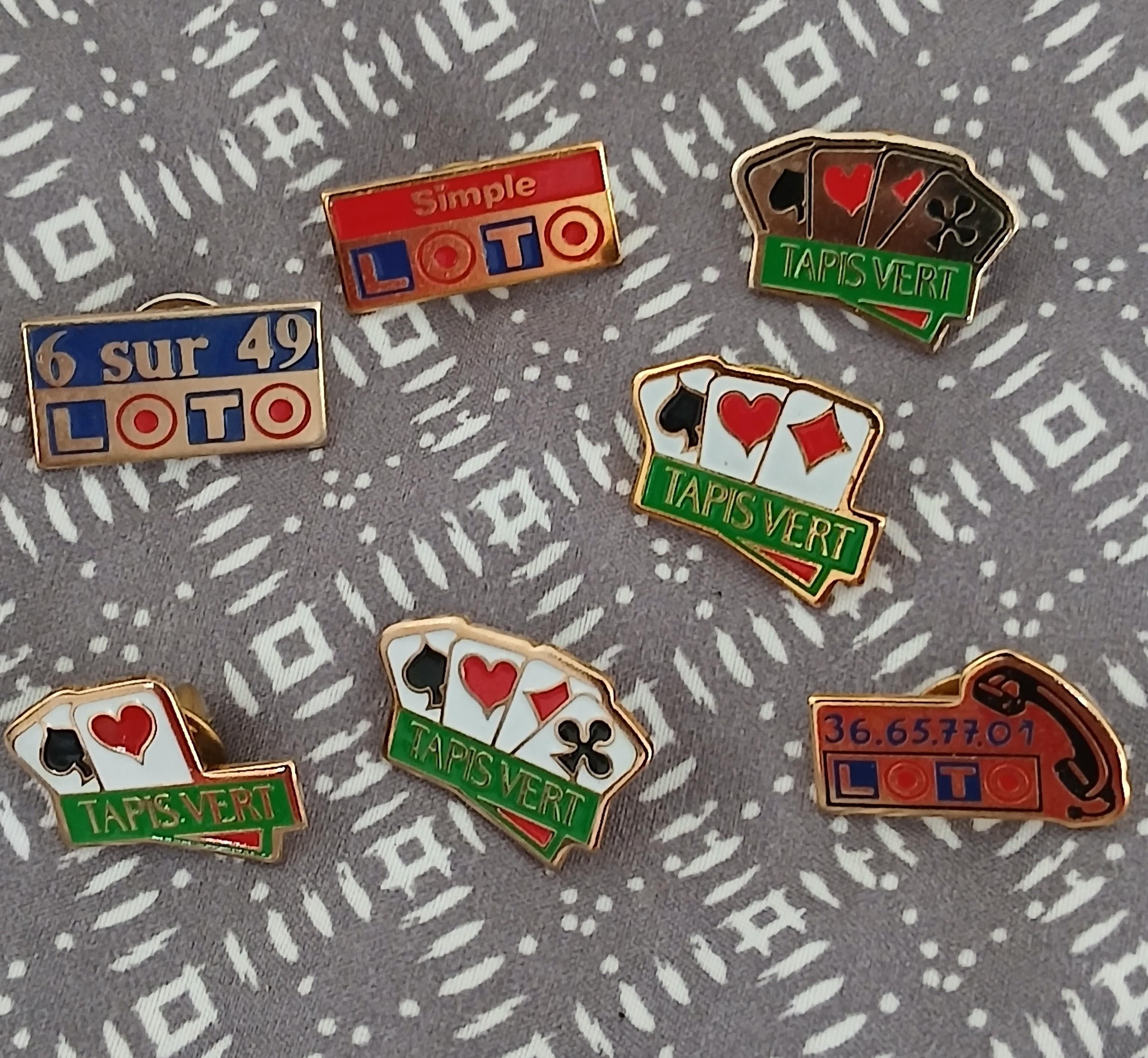 troc de troc reserver lots de pins ' jeux " image 0