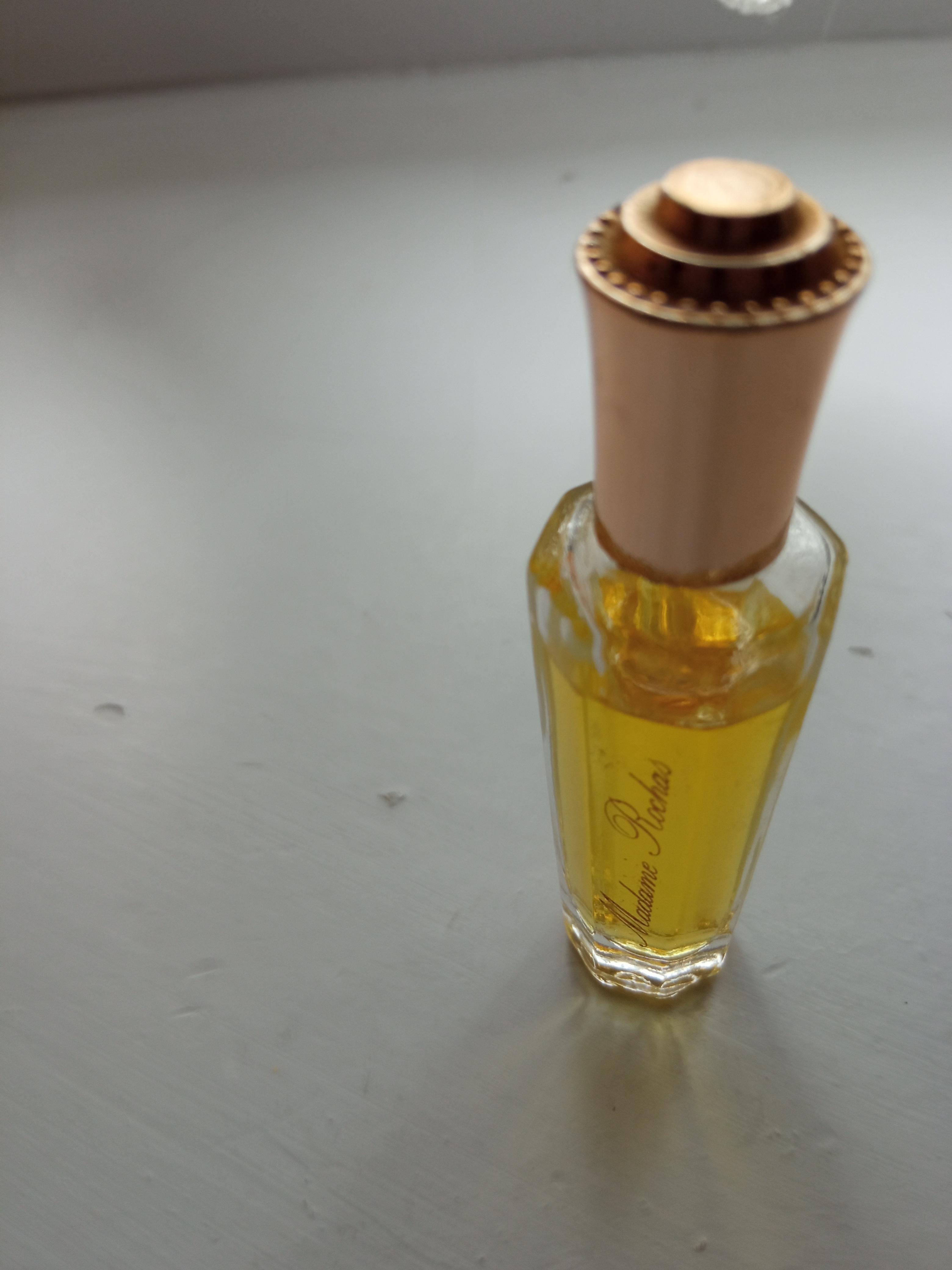 troc de troc miniature madame rochas image 0