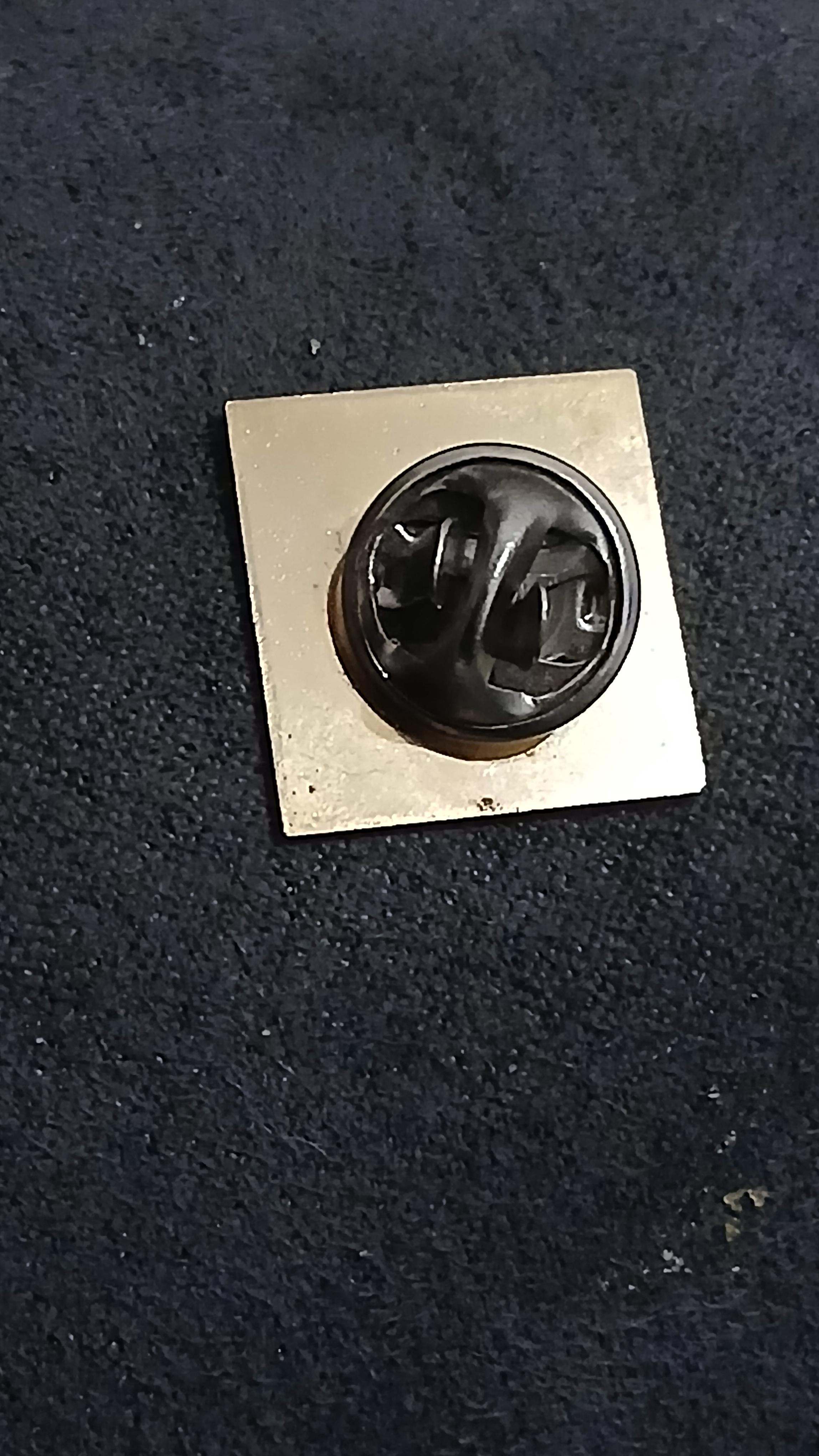 troc de troc un pins image 1