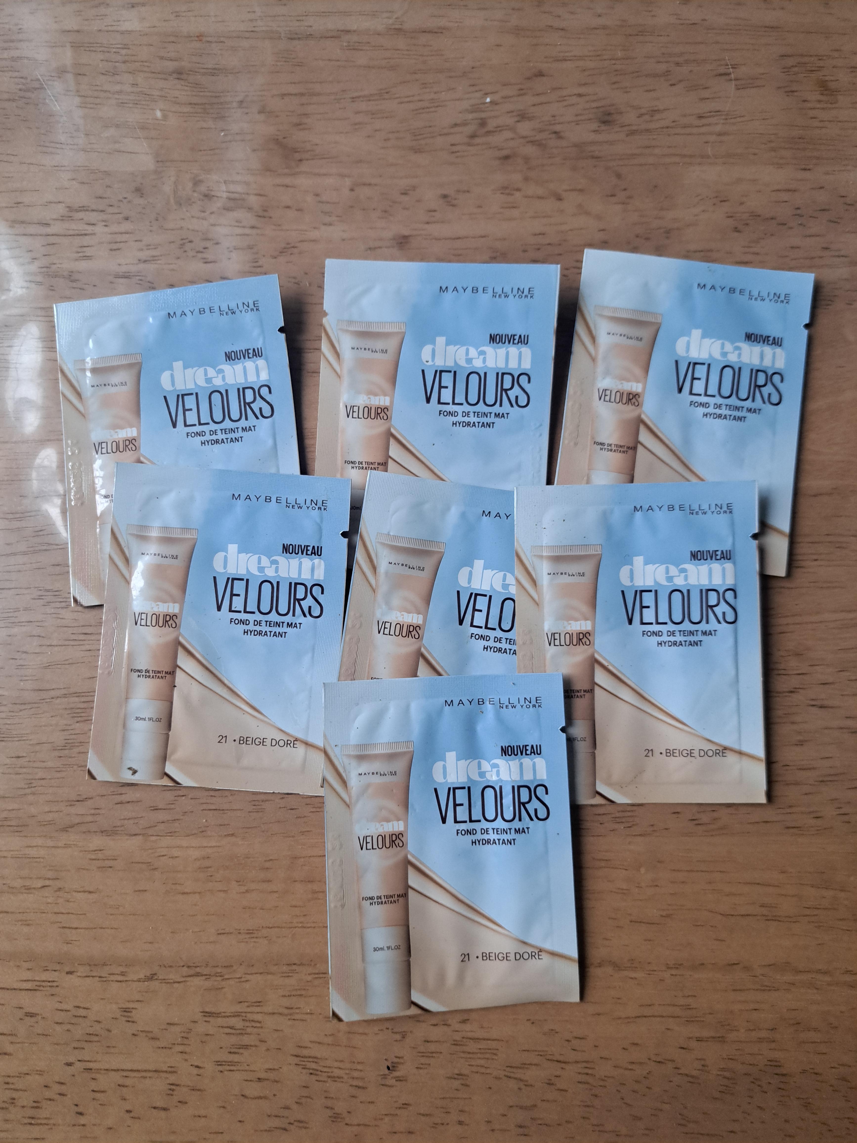 troc de troc lot de 7 échantillons de fond de teint image 0