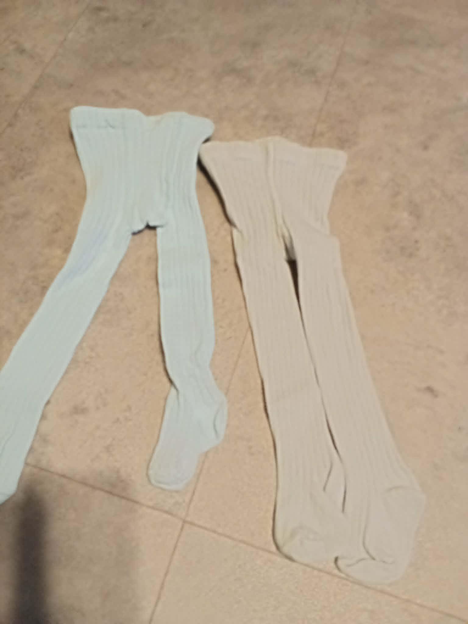 troc de troc 2 collants   6/12 mois  1 bleu un gris   jamais servi image 0