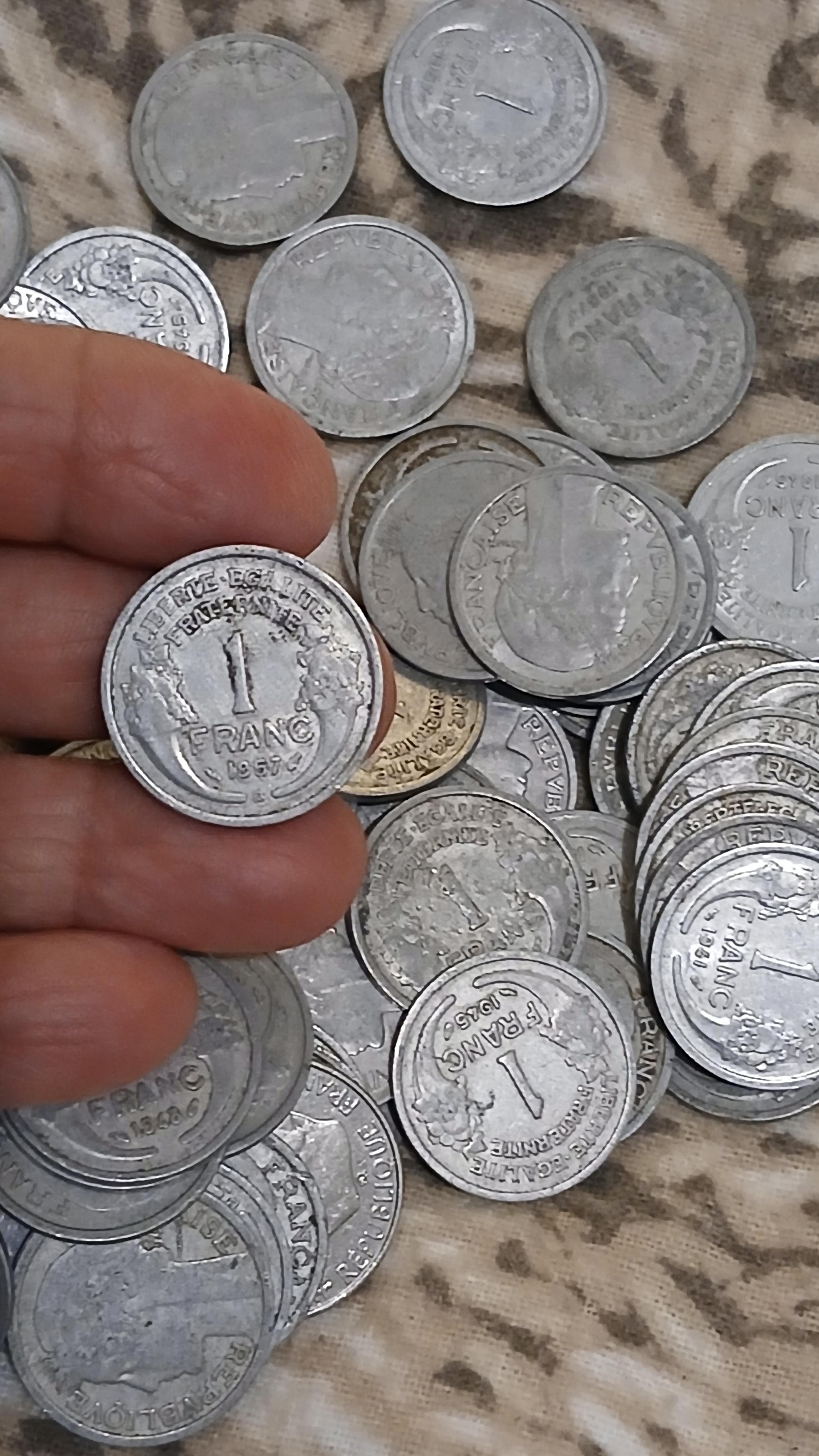 troc de troc reserver bulle  lots de pièces de 1 francs morlon image 1