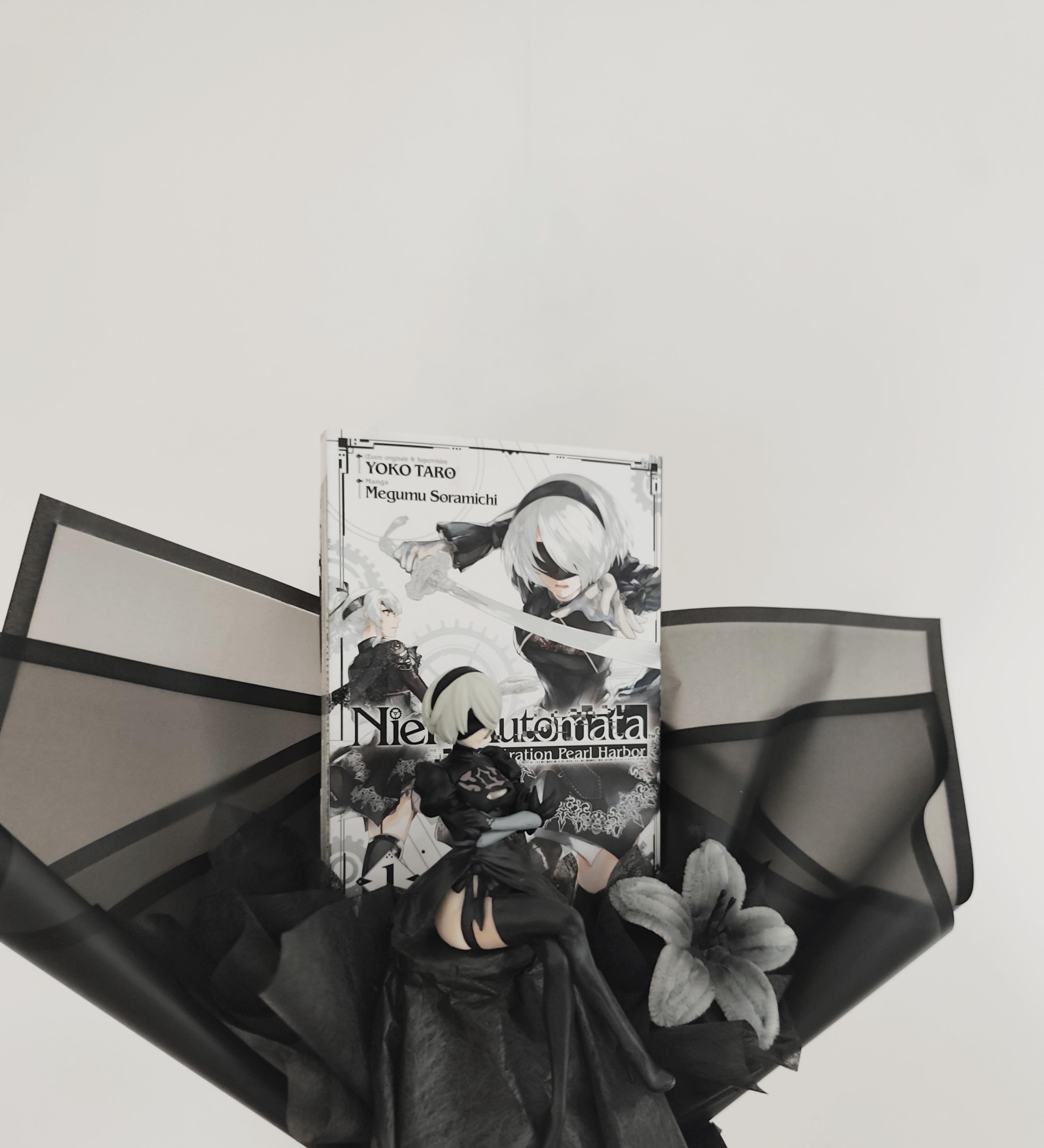 troc de troc composition 2b nier automata avec figurines et manga image 1