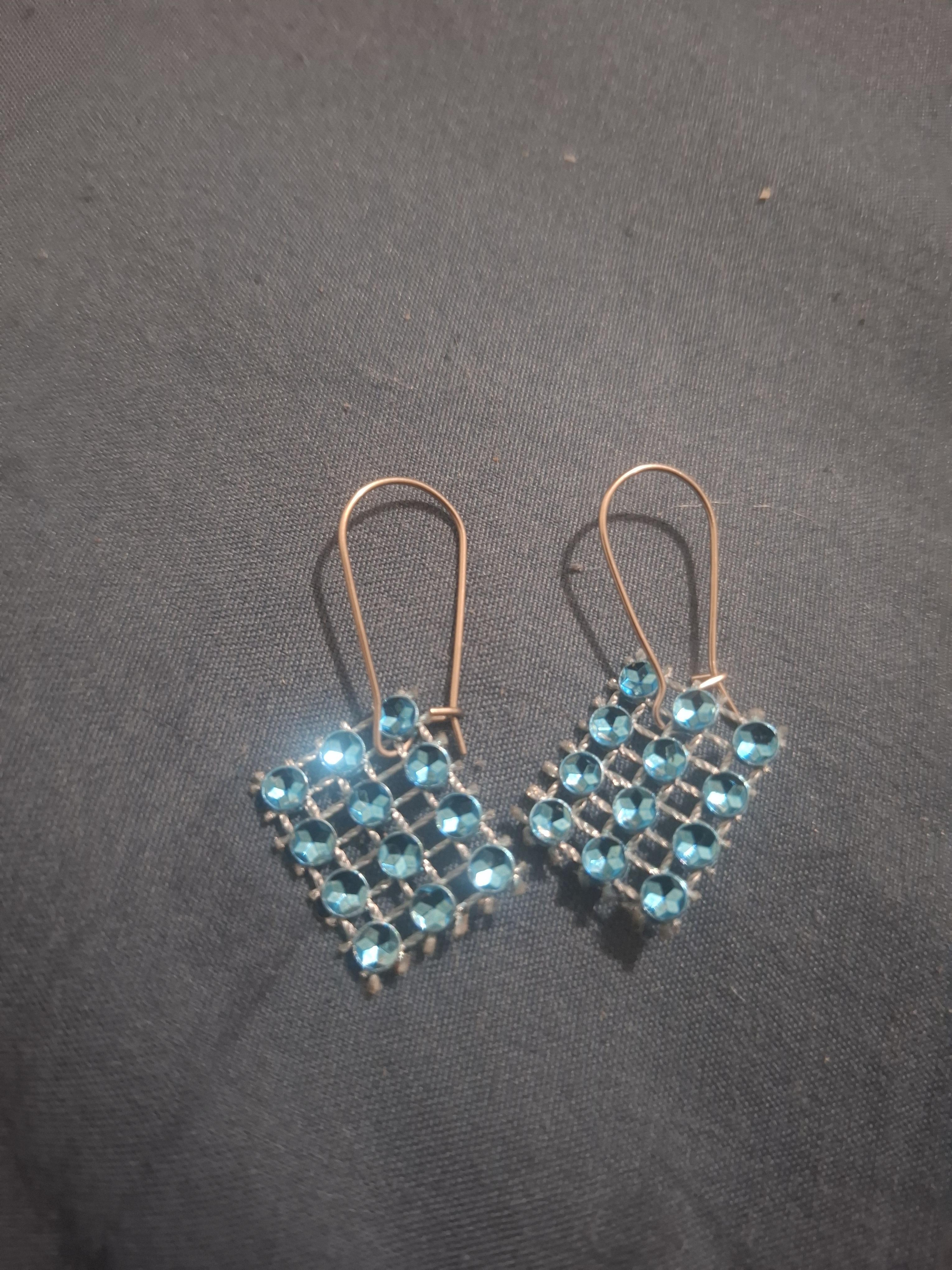 troc de troc boucles d'oreilles image 0