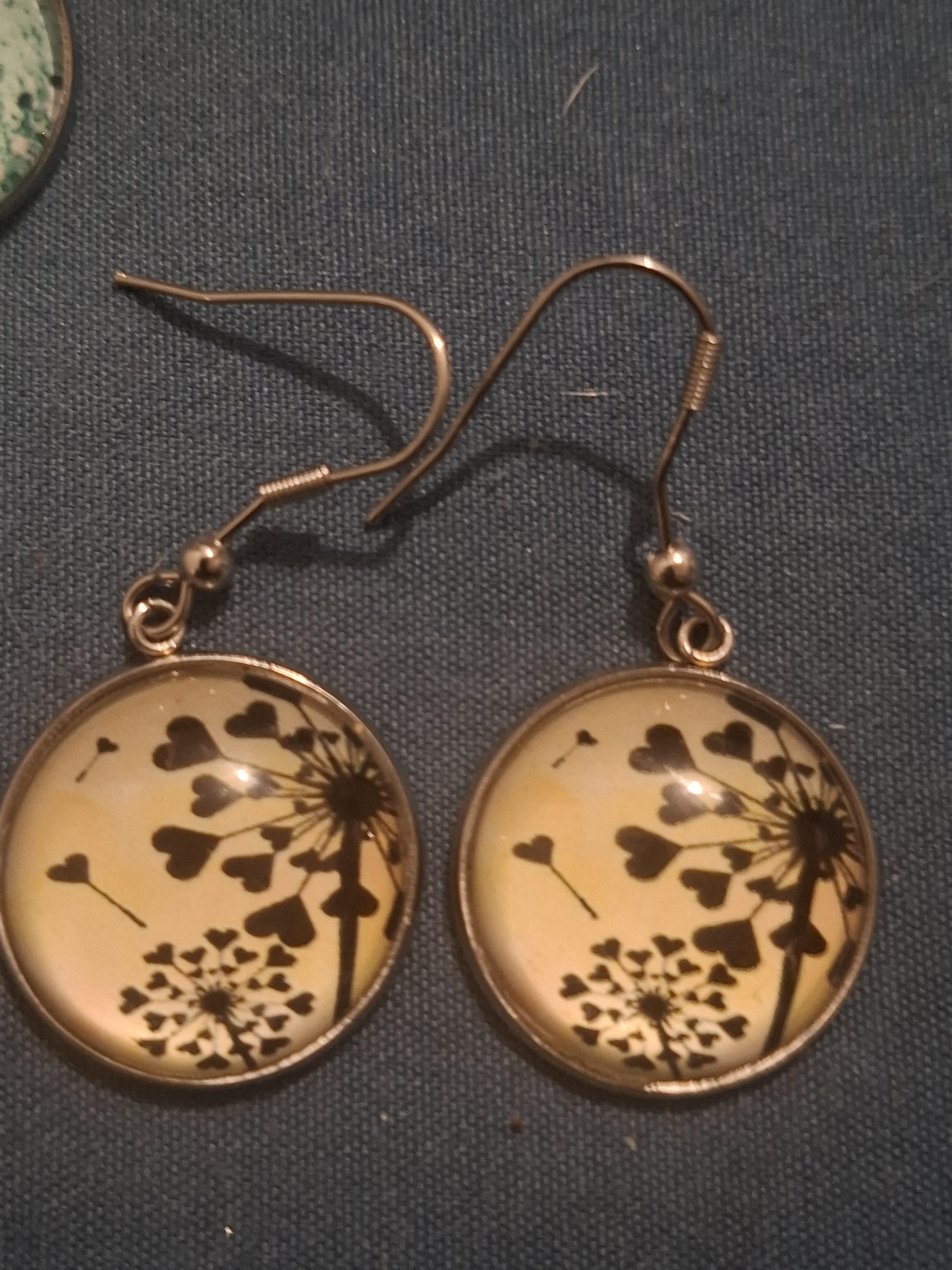 troc de troc boucles d'oreilles image 0