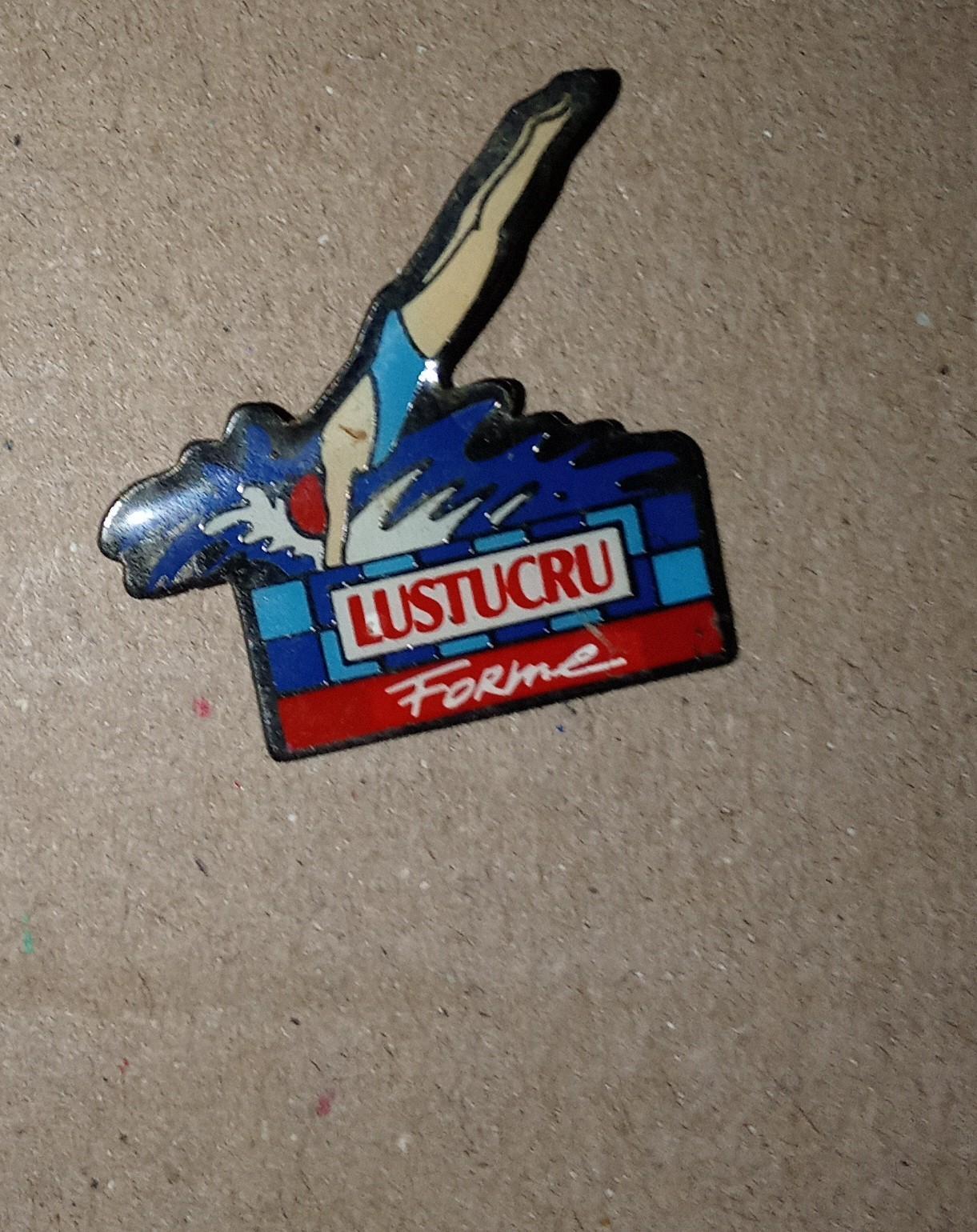 troc de troc pin's avec attache image 0