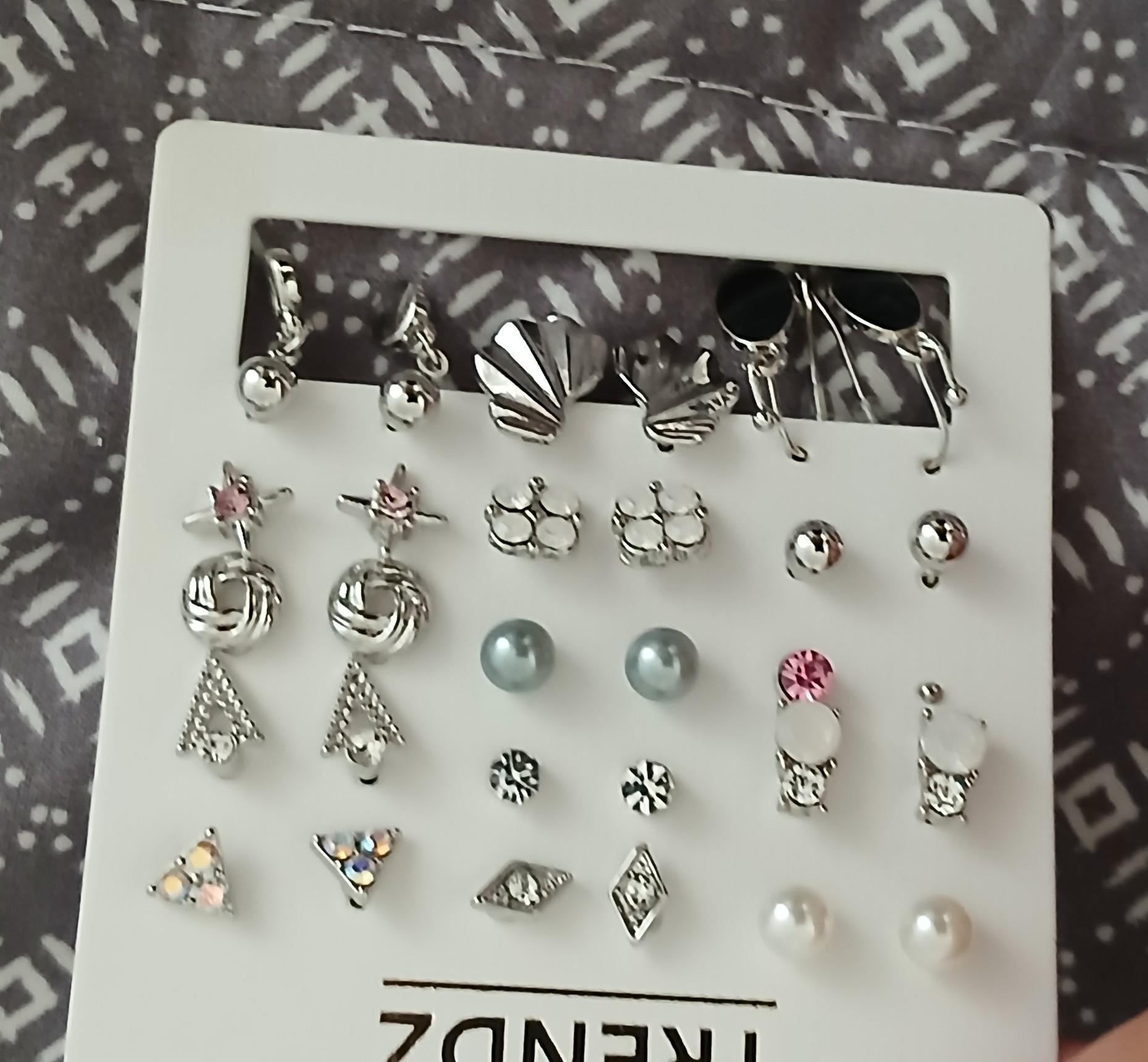 troc de troc lots de boucles d oreilles image 0