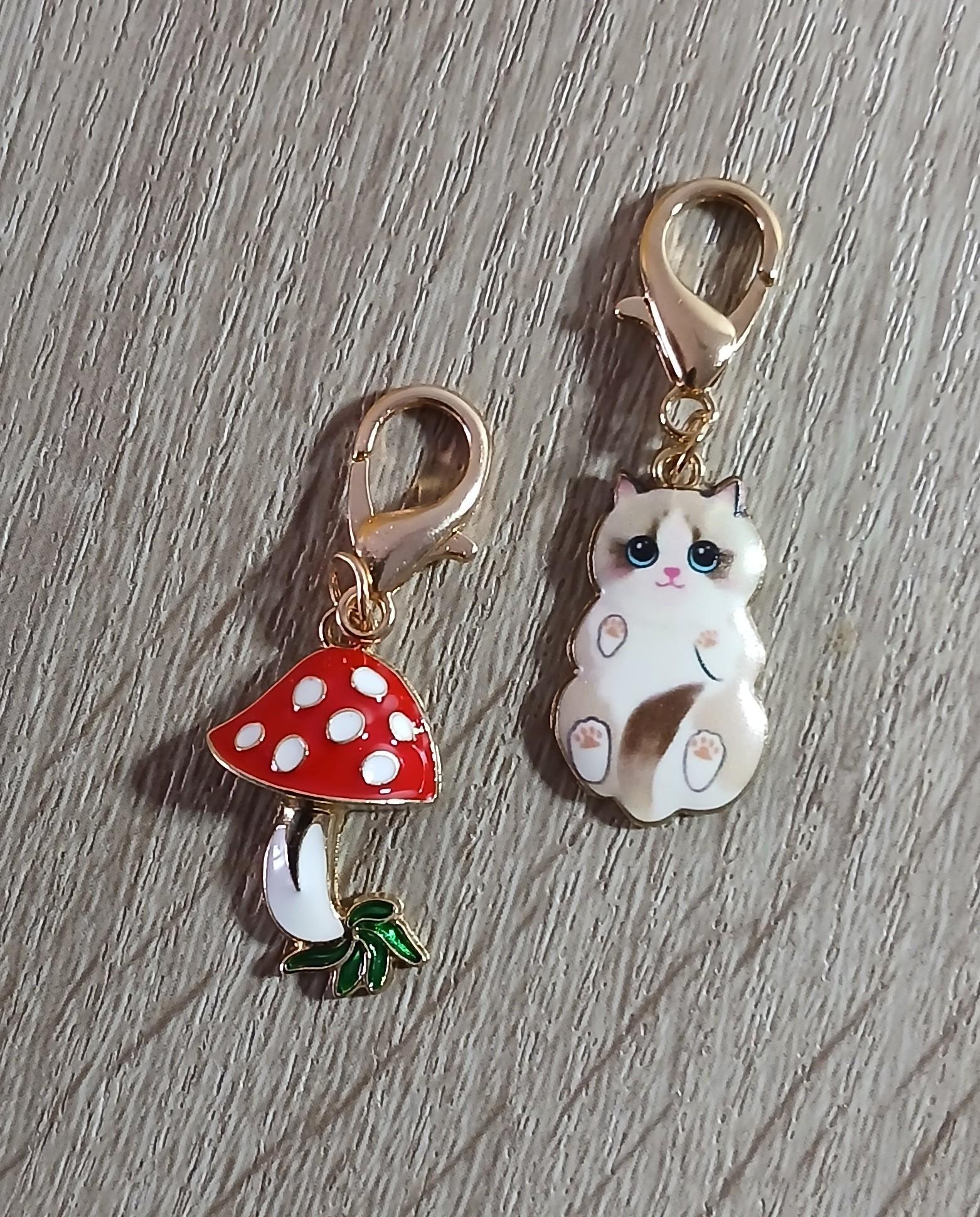 troc de troc reserver divers troc. petit porte clé image 0