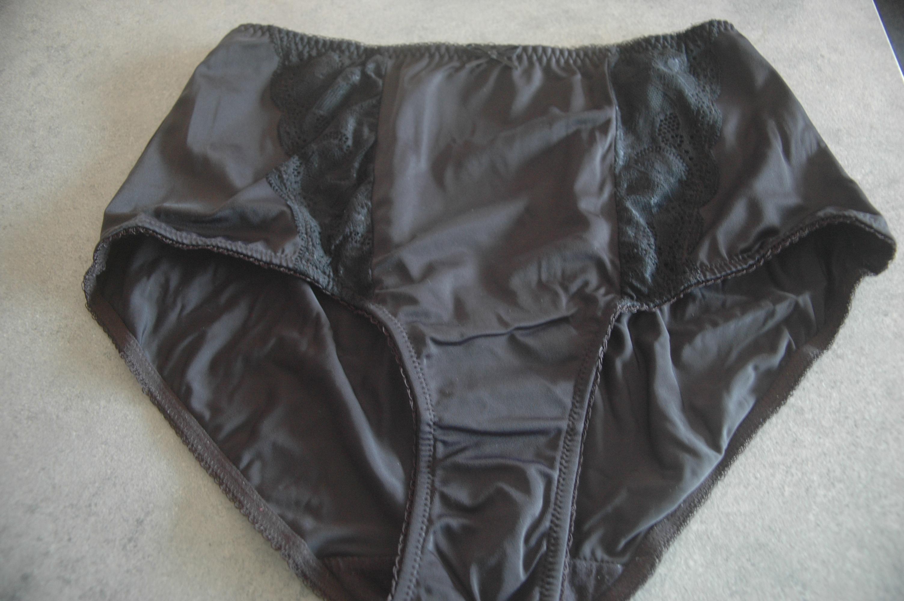 troc de troc lot de 4 culottes noires image 2