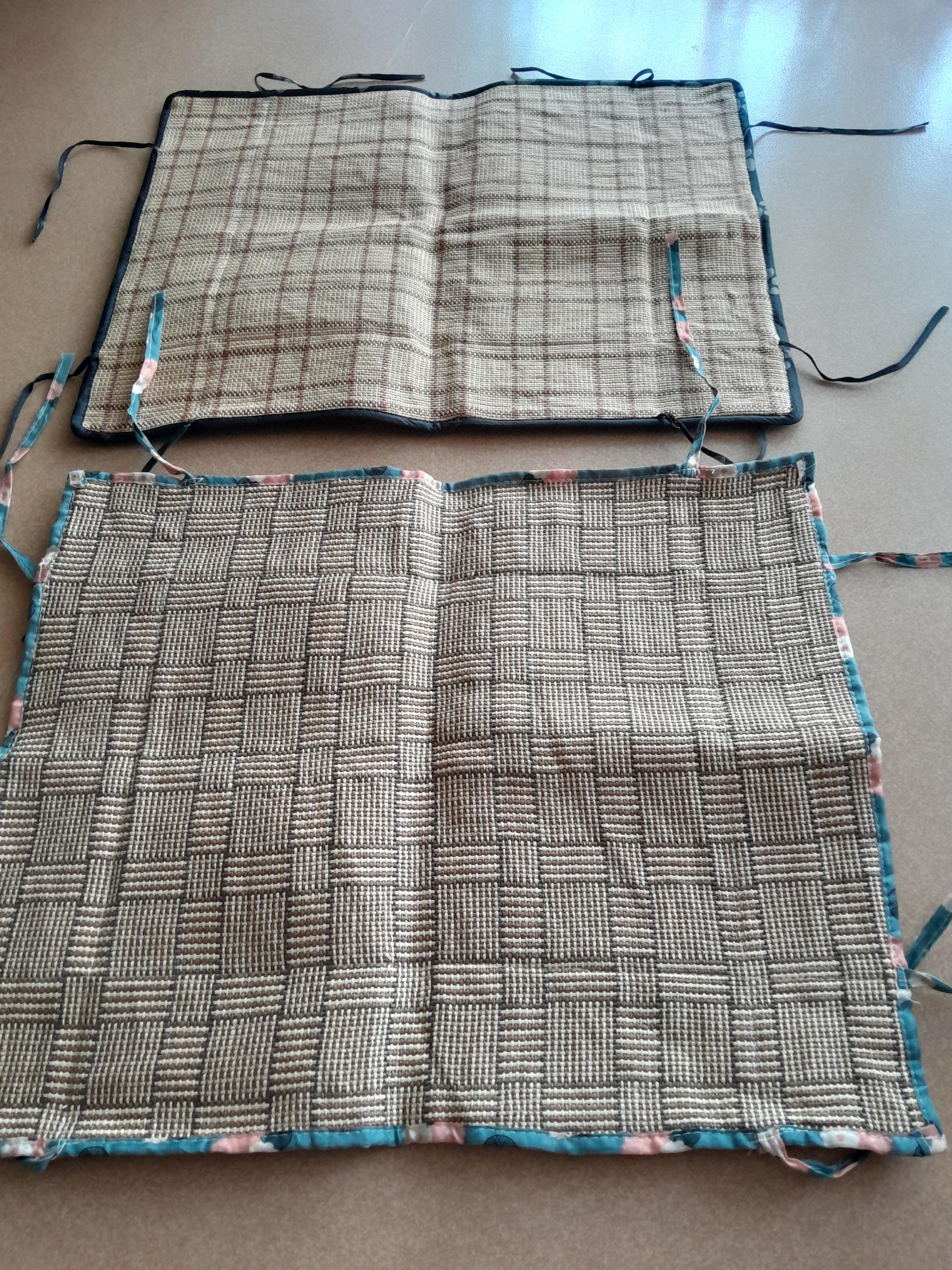 troc de troc lots de 2 tapis très bon état image 0