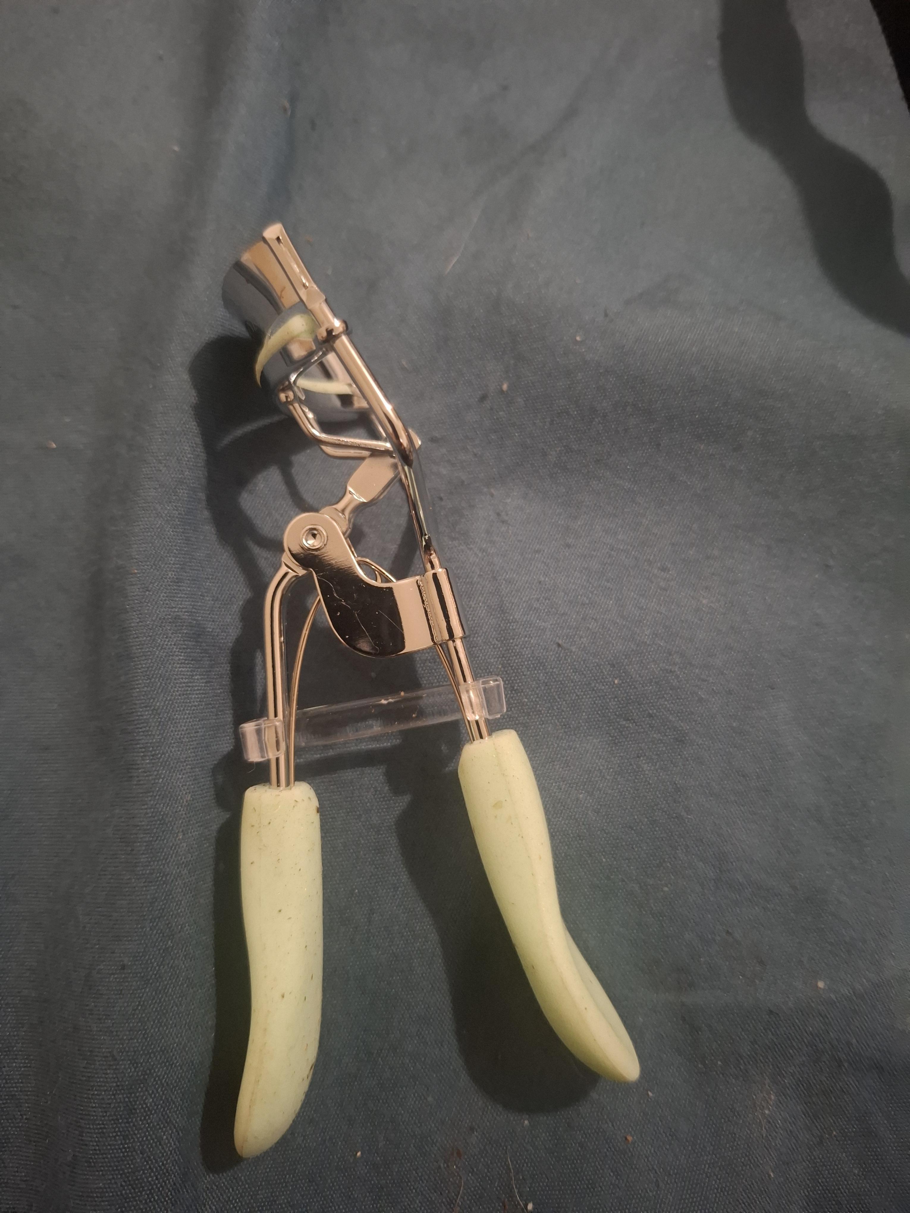 troc de troc recourbe cils image 0