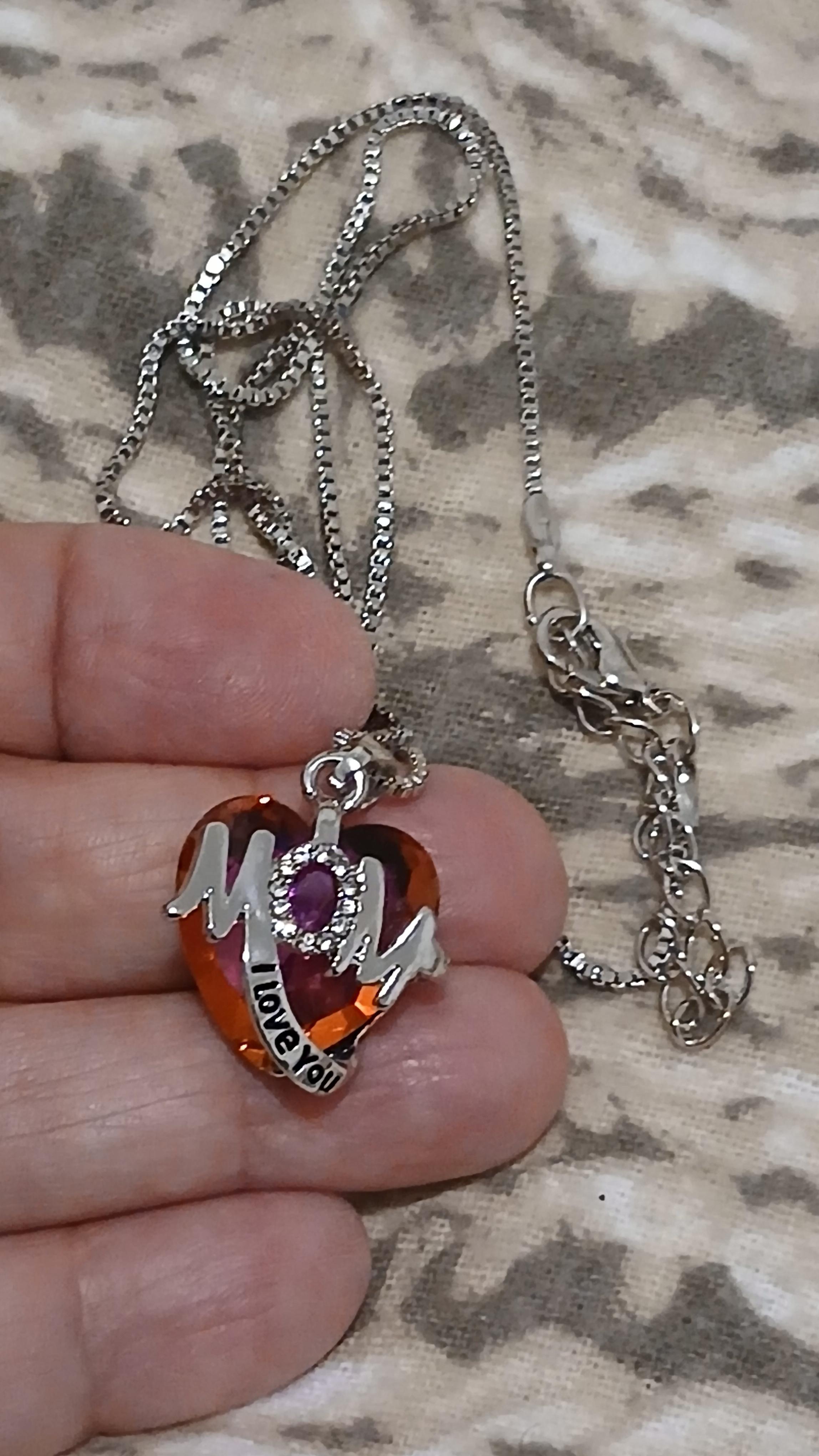 troc de troc reserver fidji  collier femme image 0