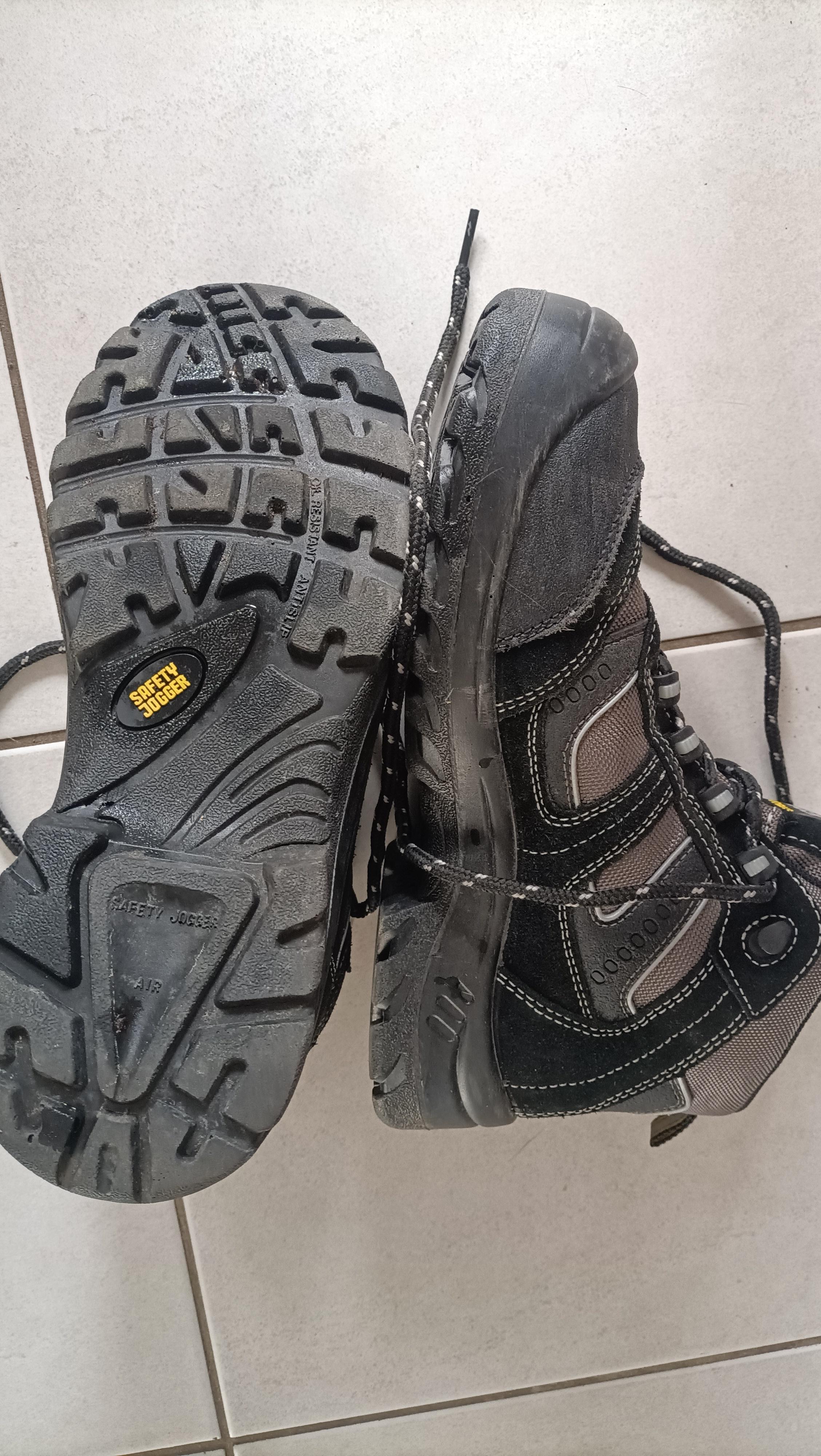 troc de troc chaussure de securite image 2