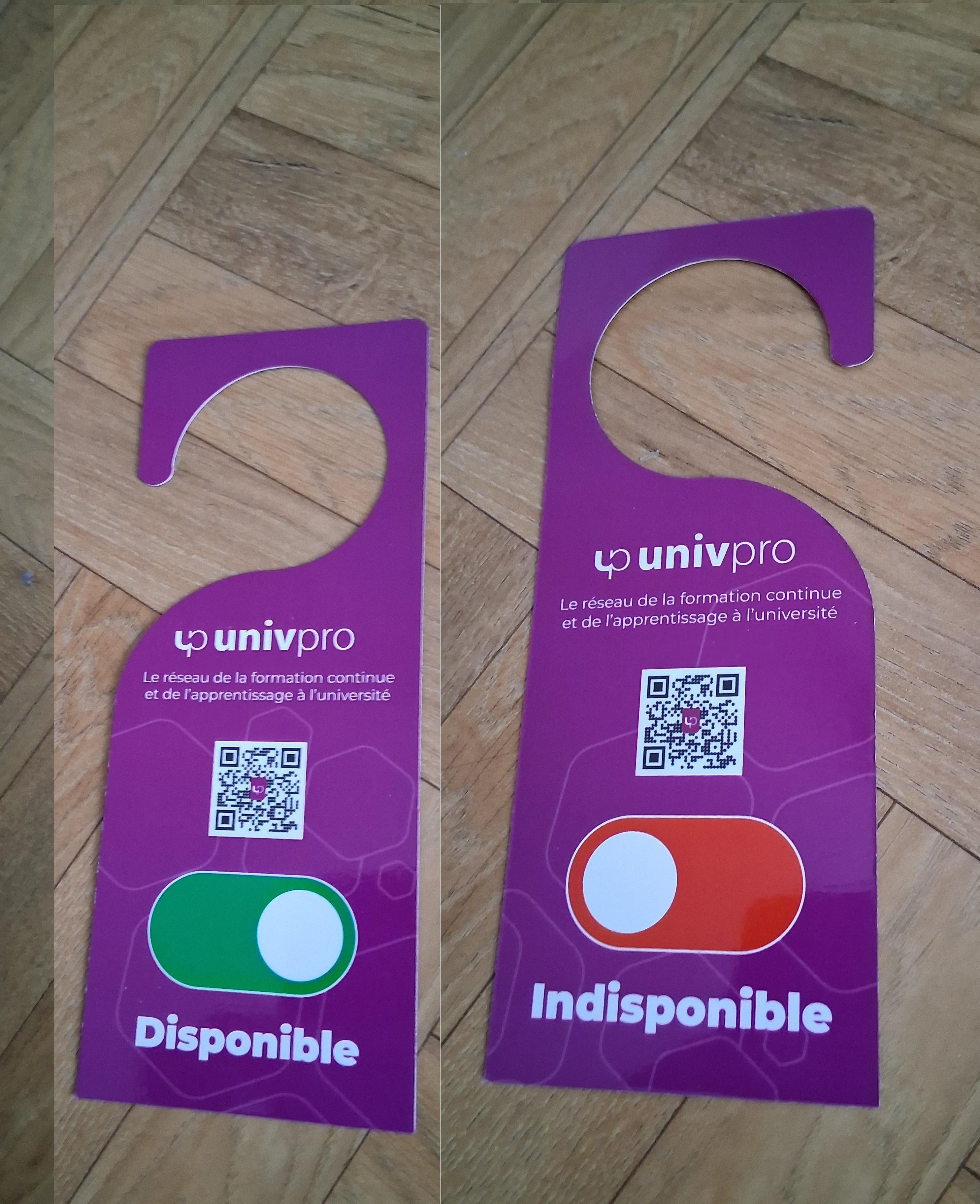troc de troc accroche-porte « disponible / indisponible ». image 0