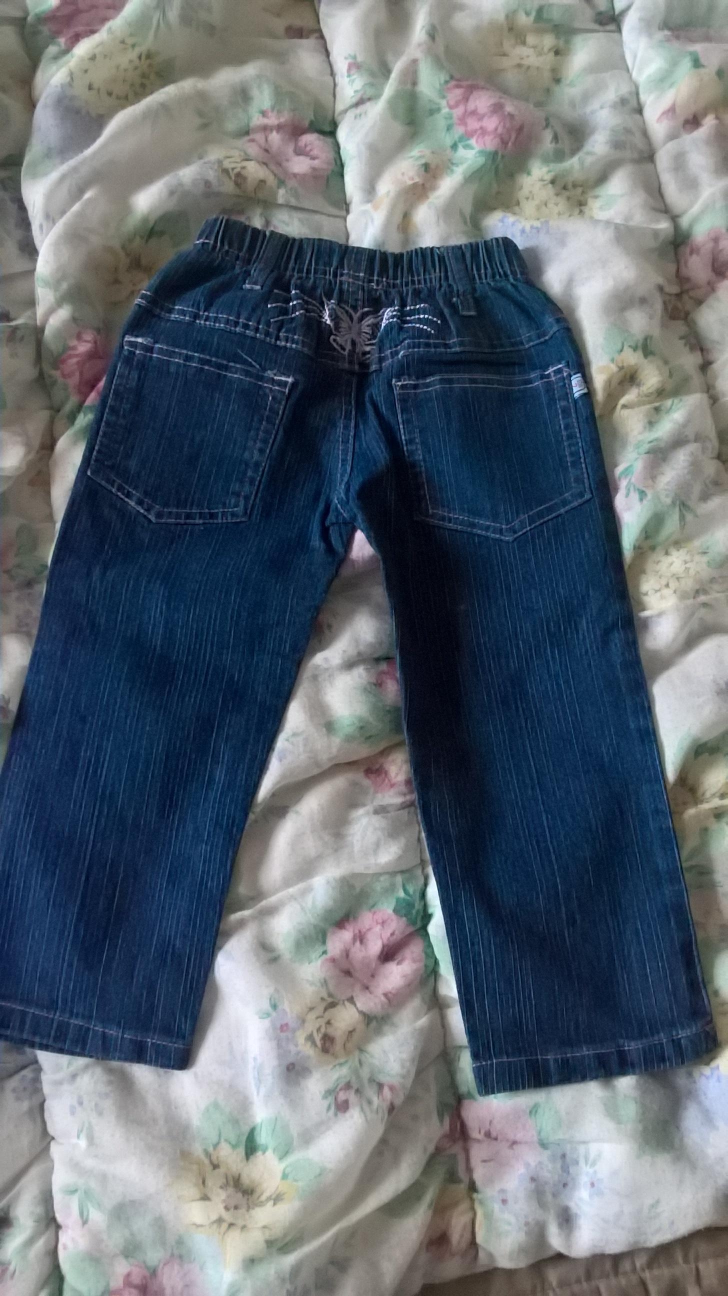 troc de troc jeans taille 2 ans pour fille image 1