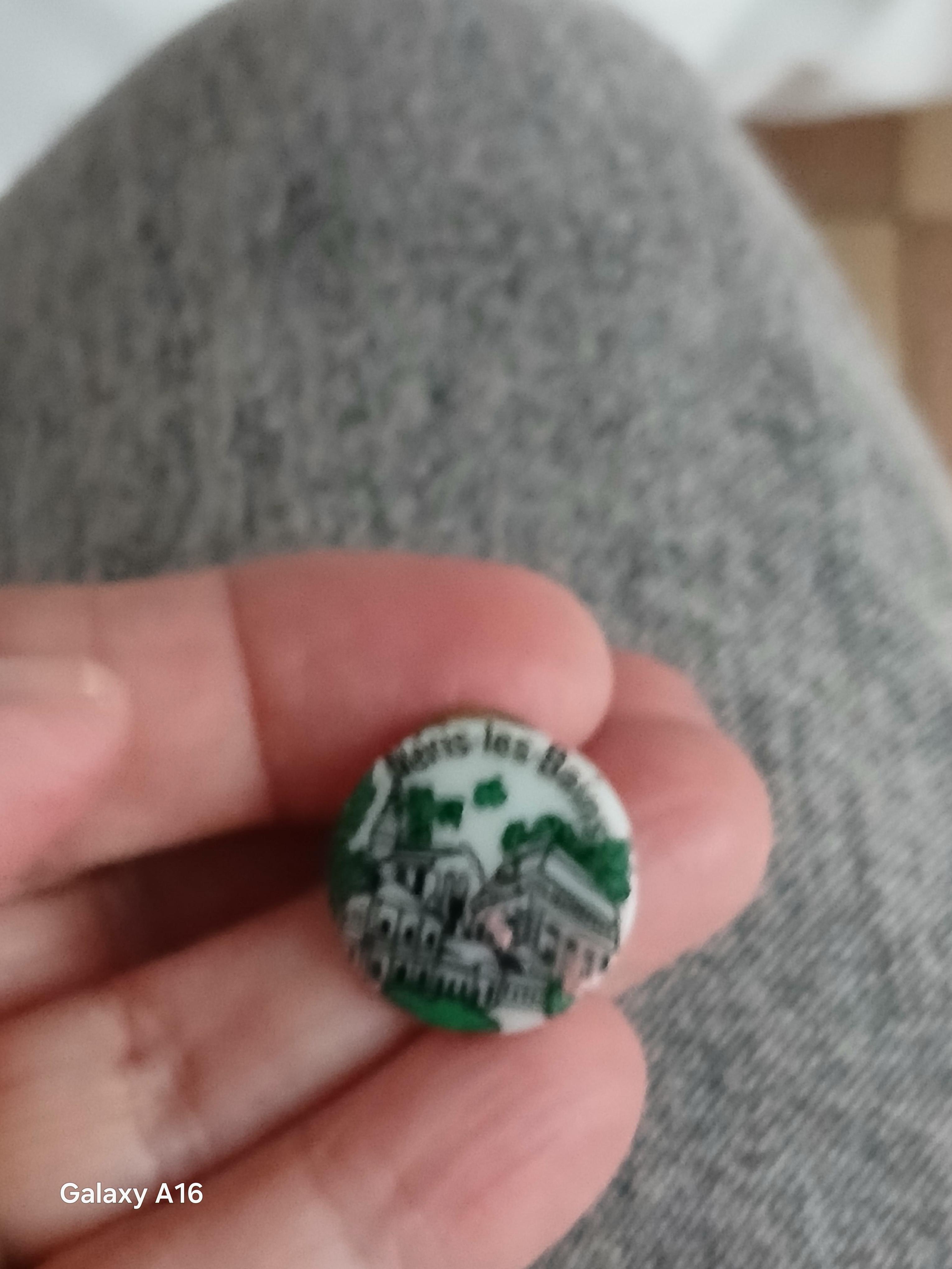 troc de troc un pins image 0