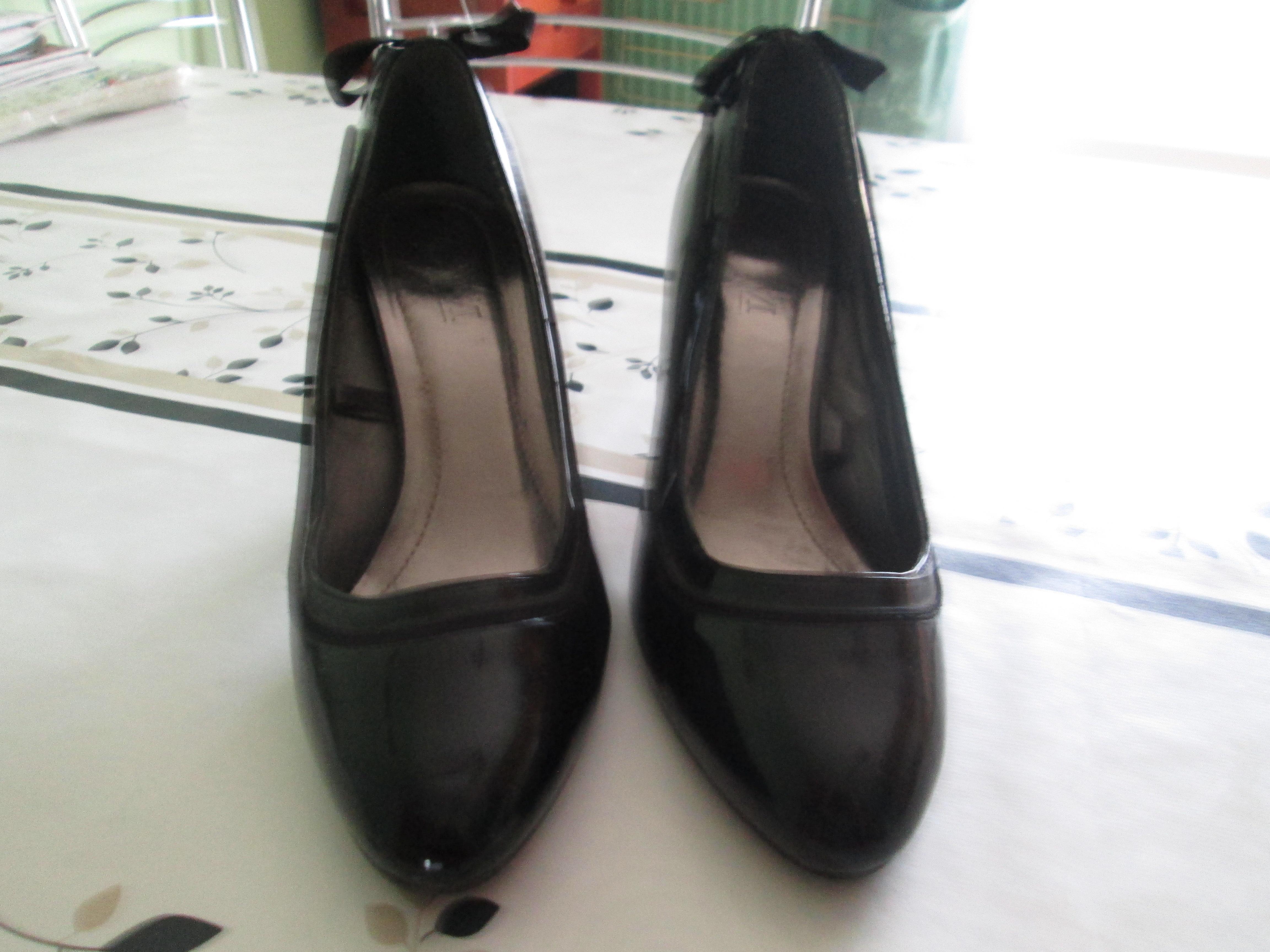 troc de troc chaussure pointure 38 comme neuf 15 noisettes image 1