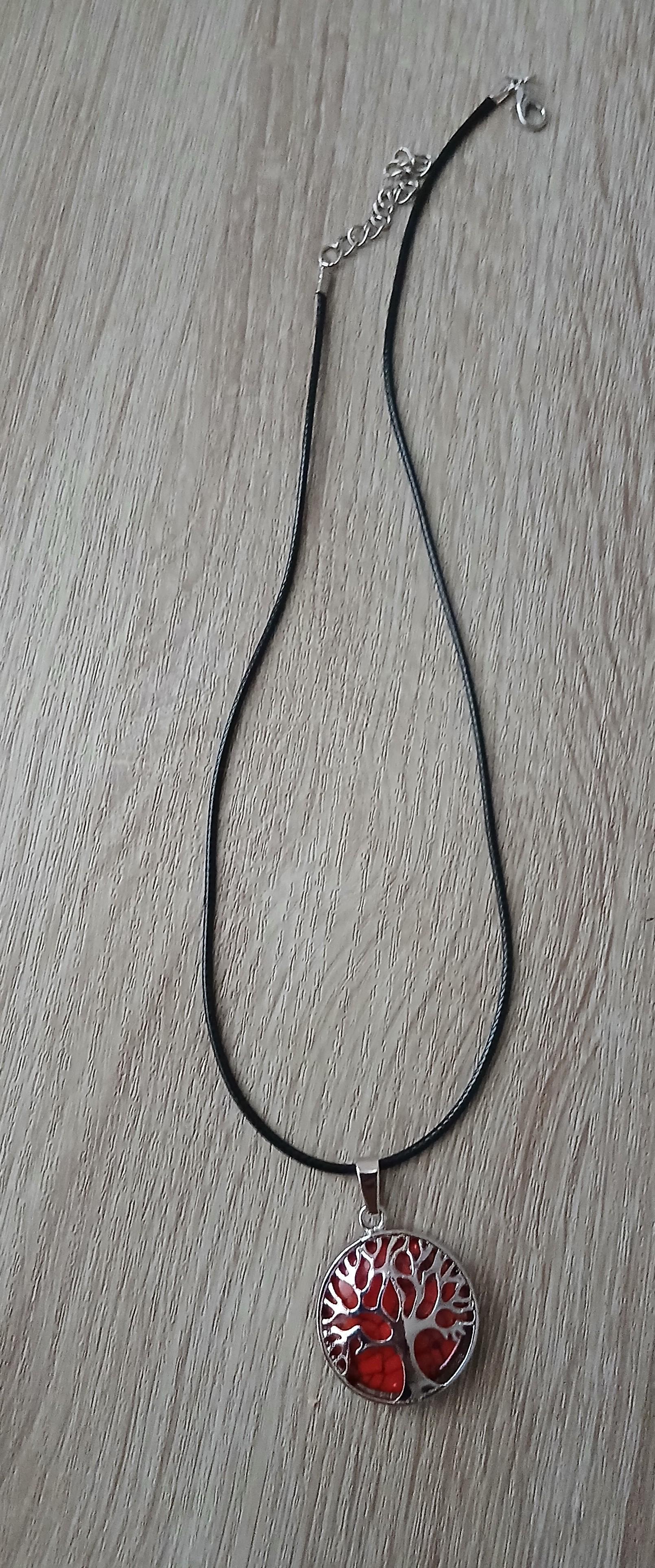 troc de troc reserver. collier femme " arbre de vie " image 0