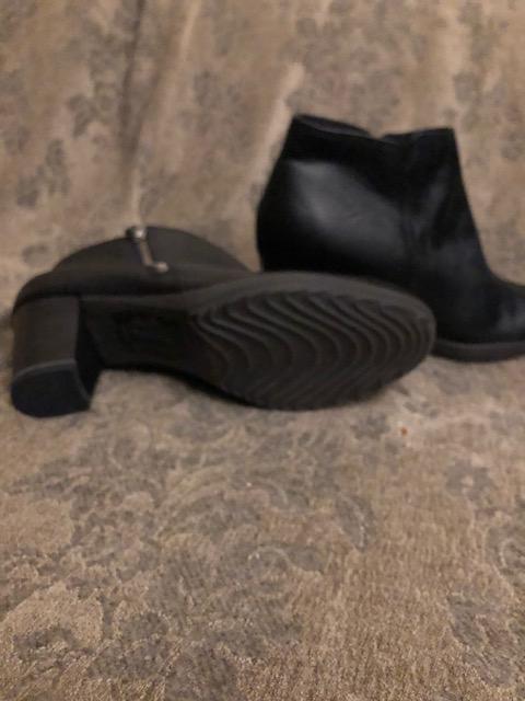troc de troc bottines noires talon tamaris quasi neuves taille 40 image 1