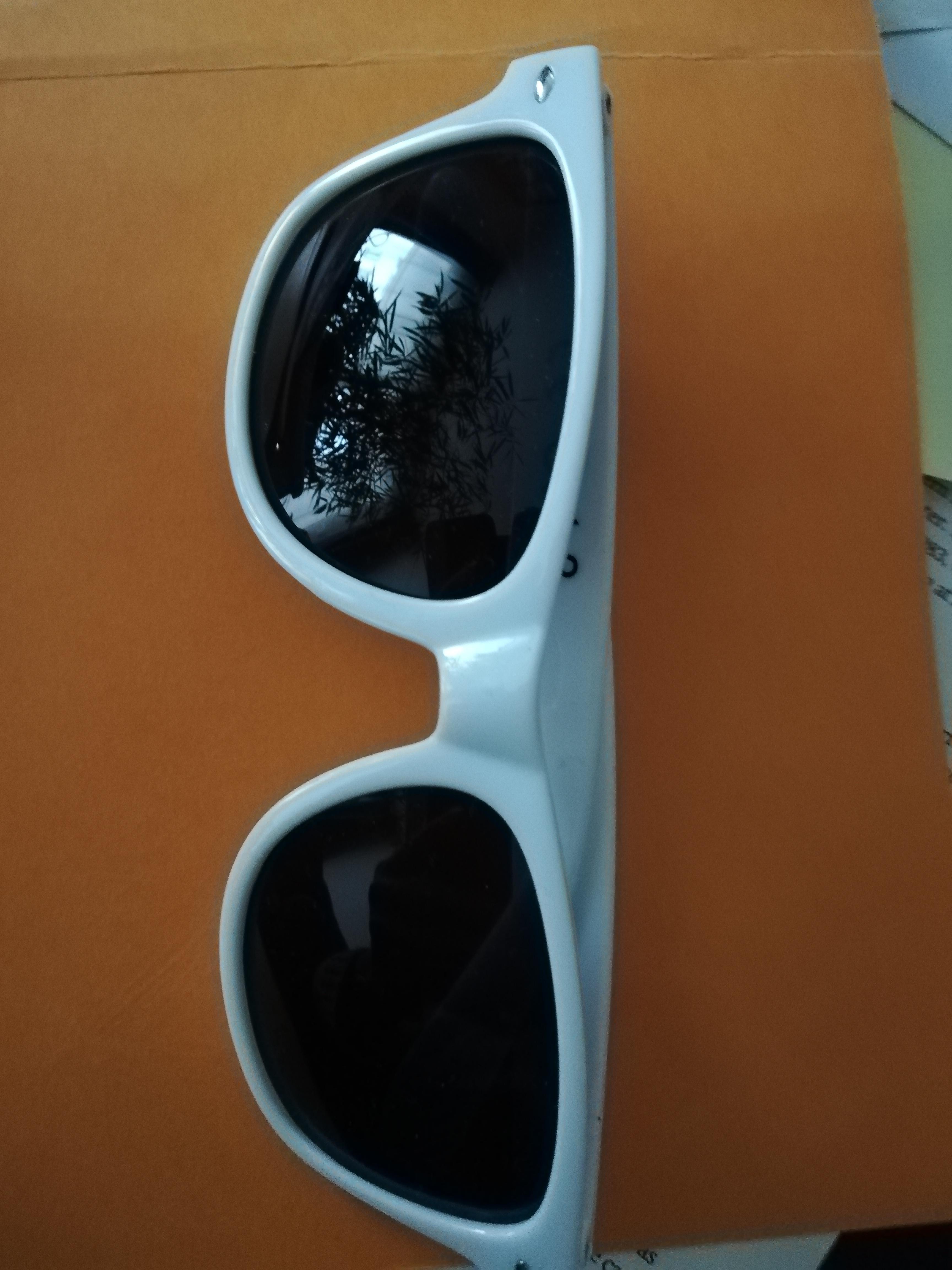 troc de troc lunettes de soleil image 1