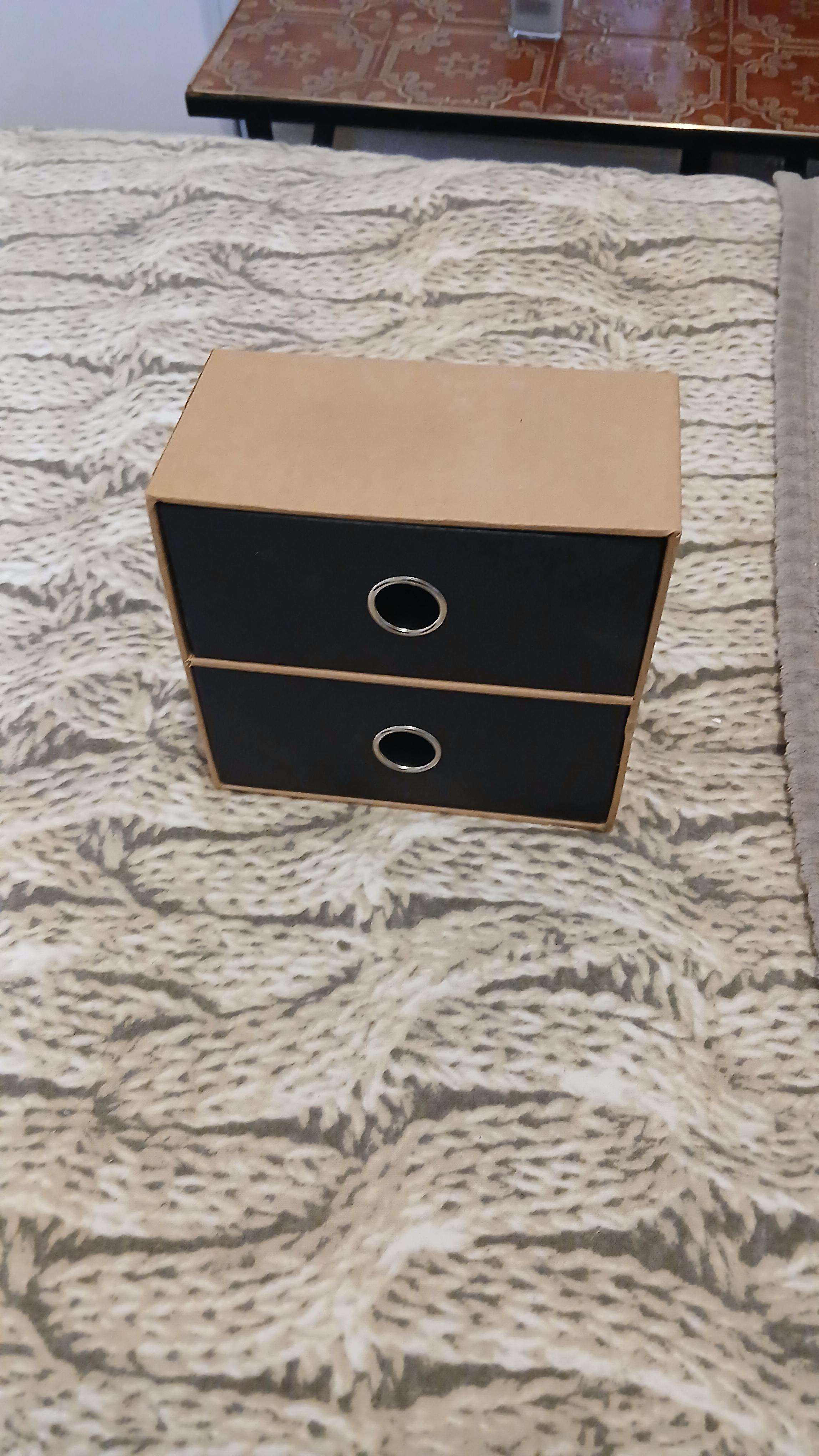 troc de troc reserver celvi. un coffret de un tiroir image 0