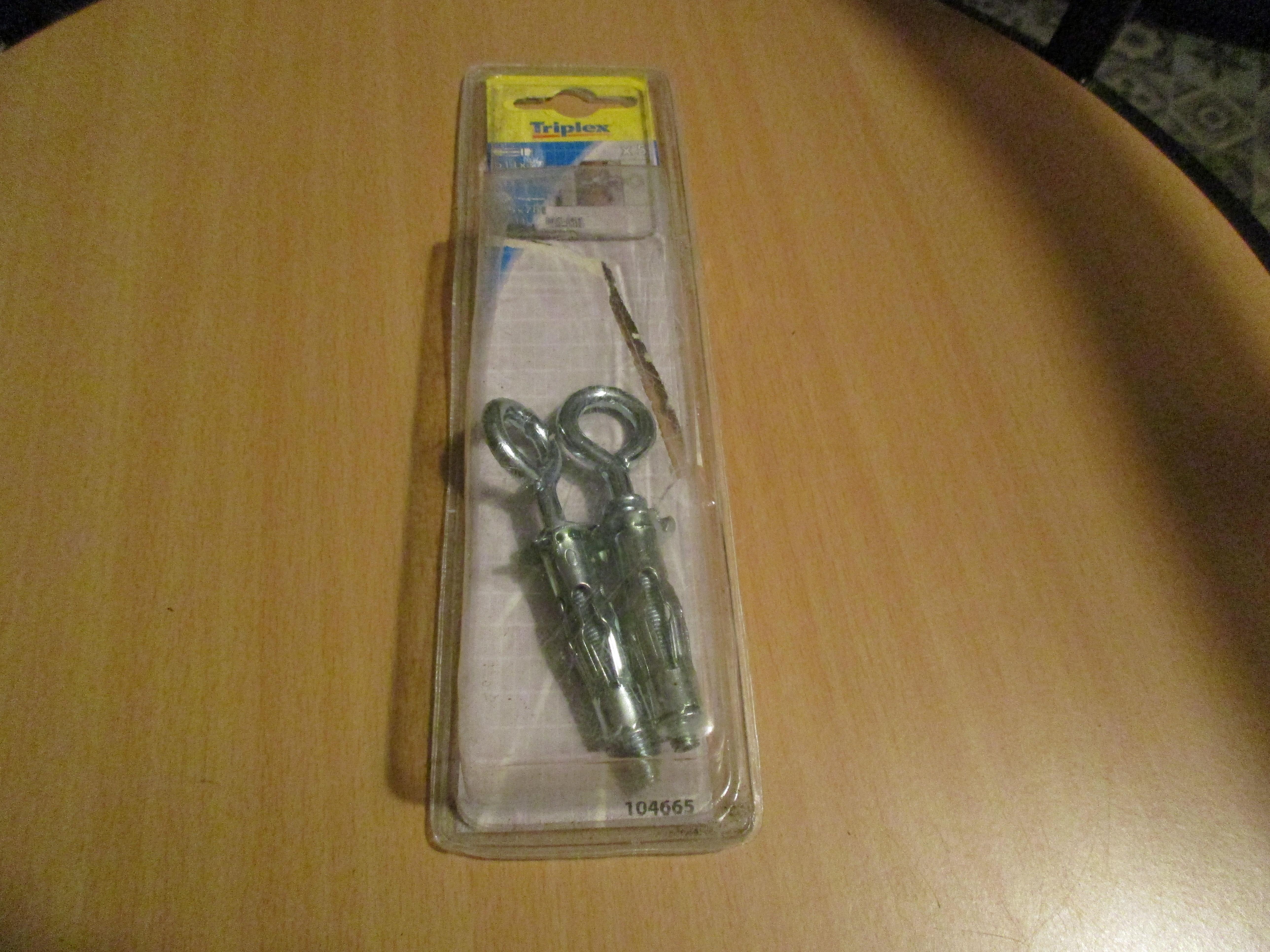 troc de troc 2 chevilles pour matériaux creux image 0
