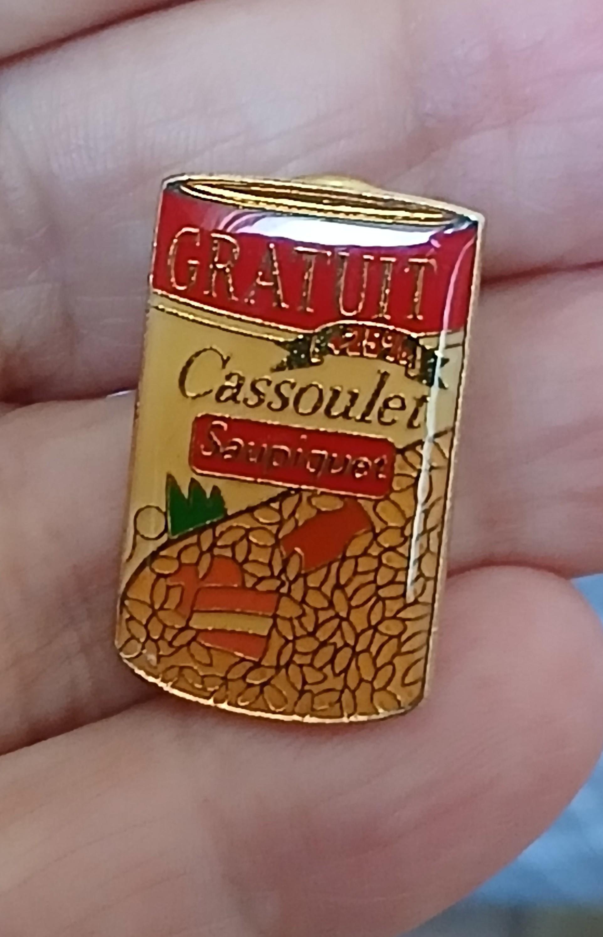 troc de troc reserver. pins " casdoulet saupiquet ' image 1