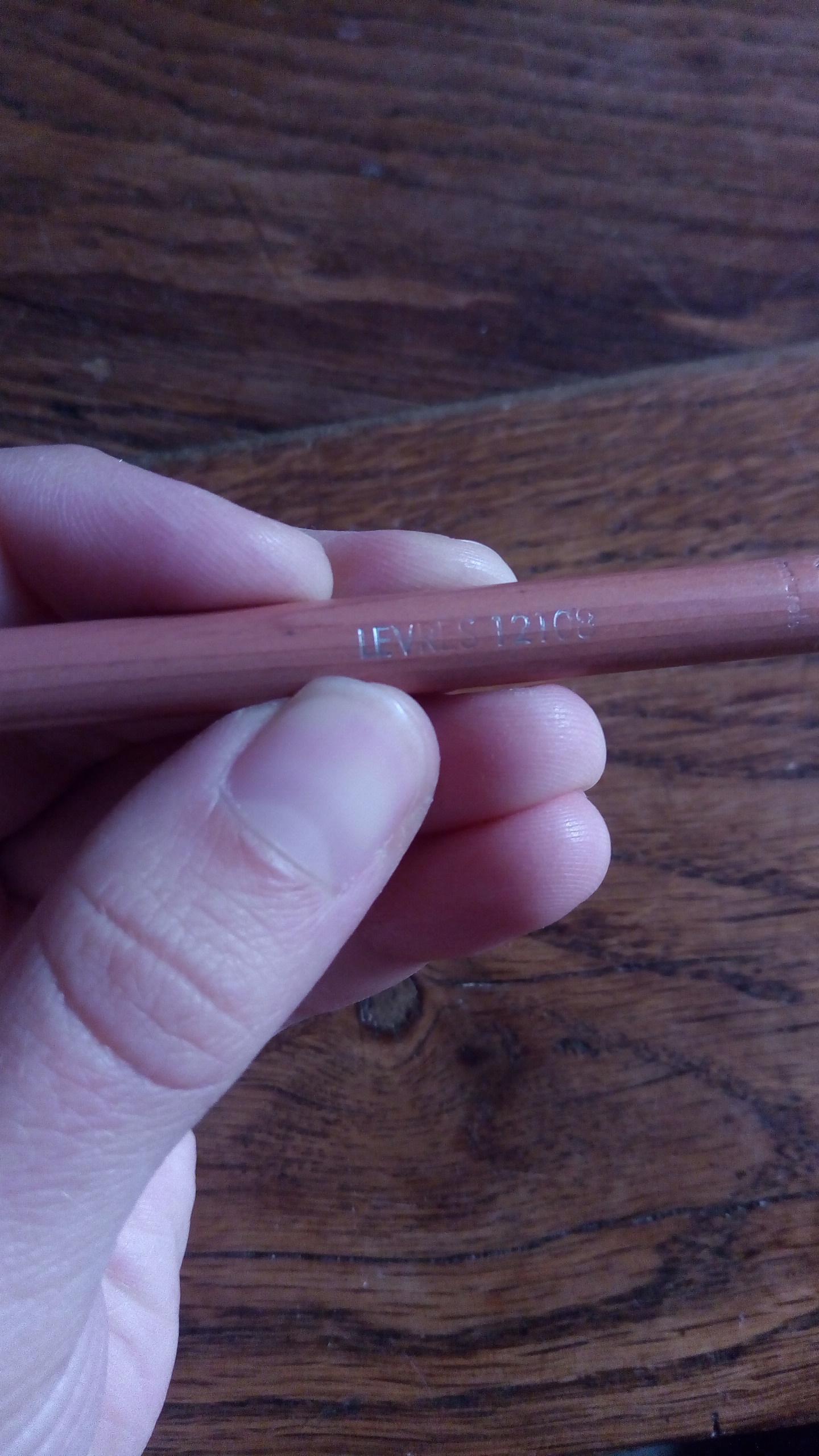 troc de troc crayon lèvres marque couleur caramel image 1