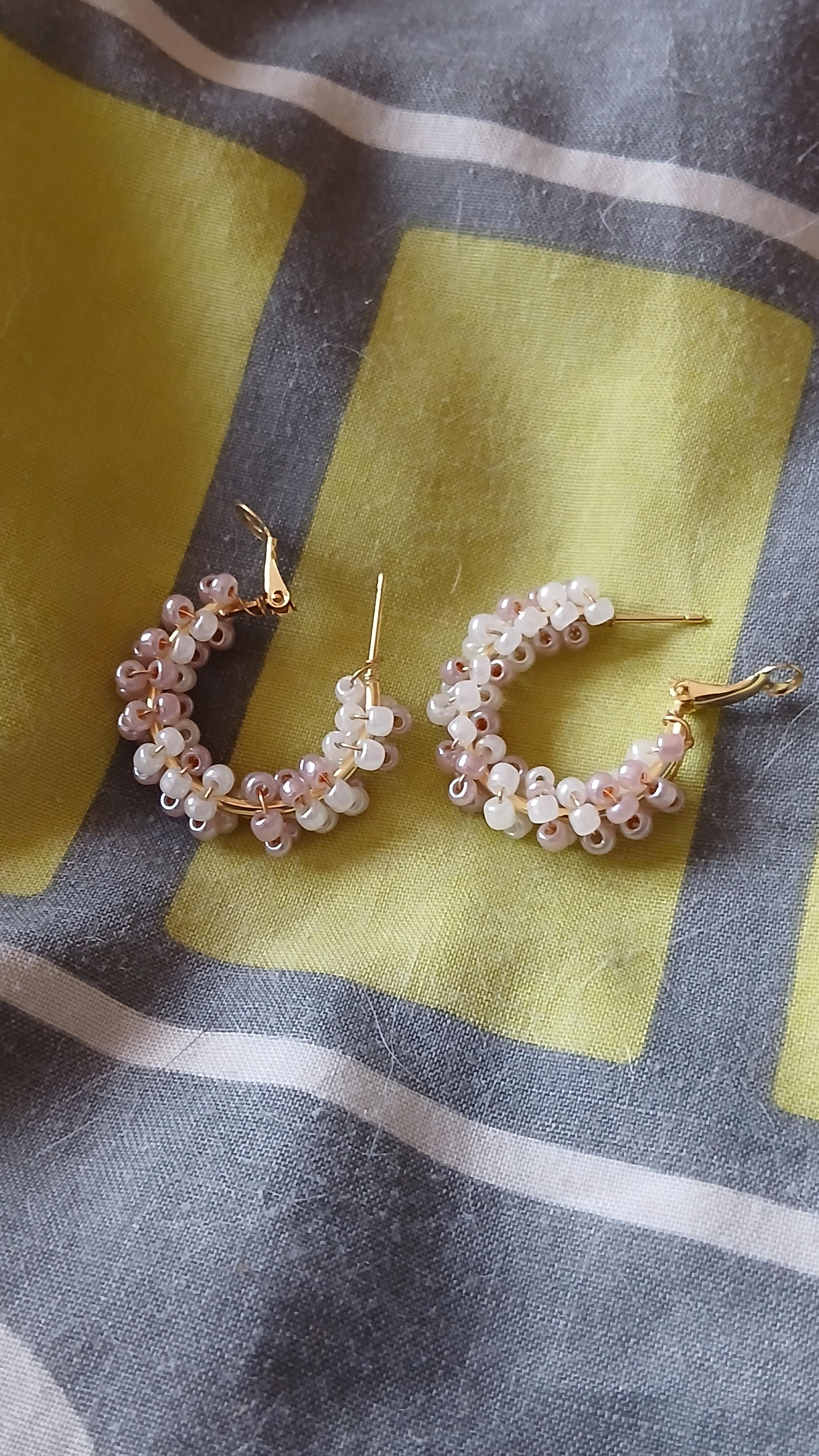 troc de troc une paire de boucle d oreille image 0