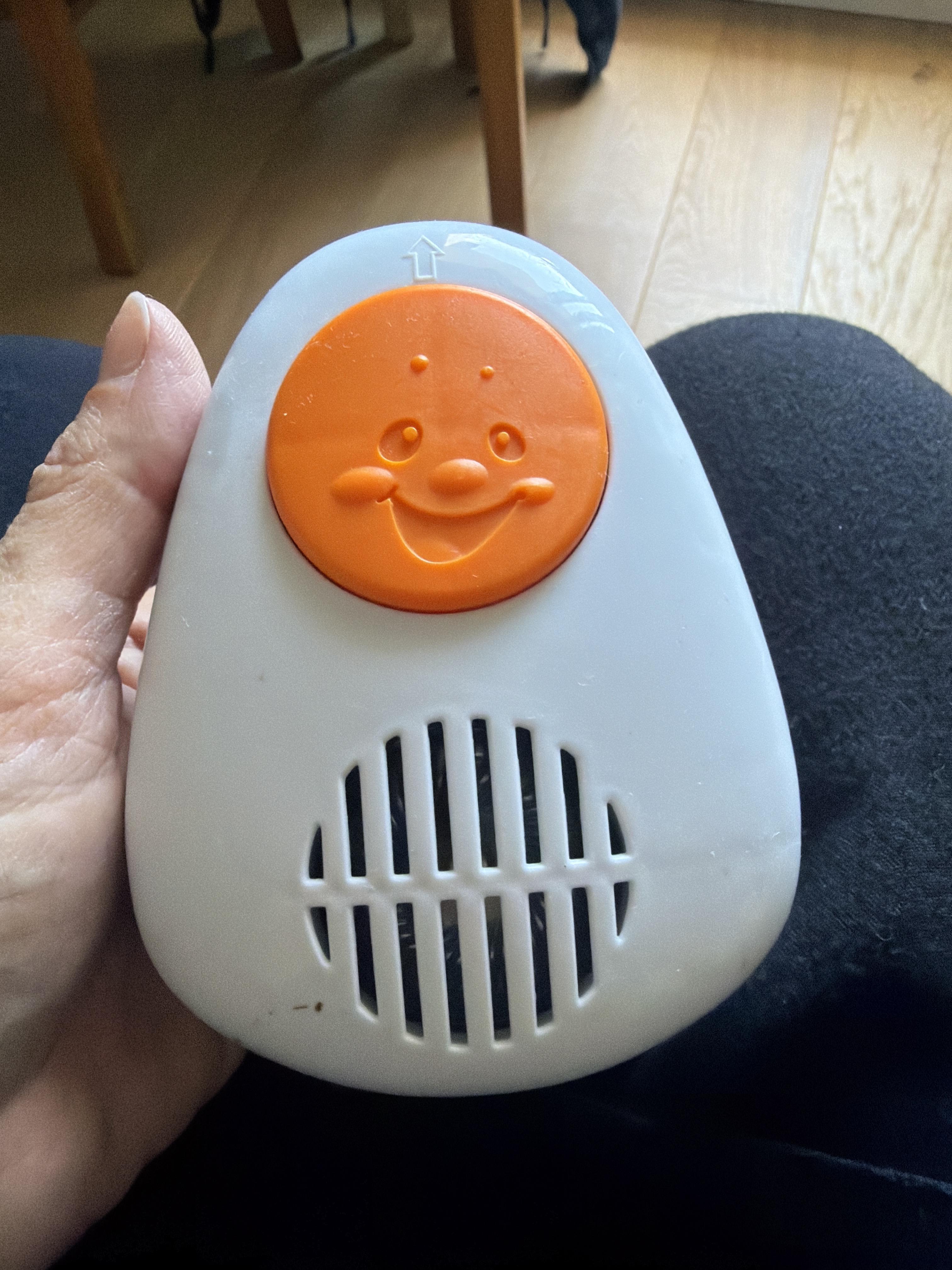 troc de troc boîte musicale à mettre dans un ballon en mousse image 0