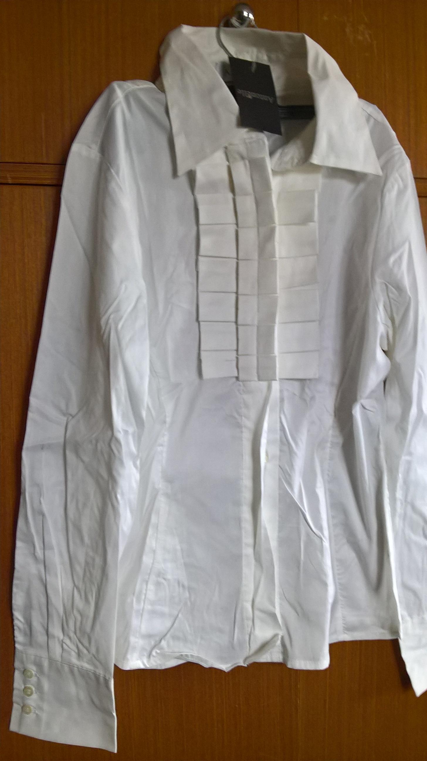 troc de troc chemise blanche taille 1 neuf image 0