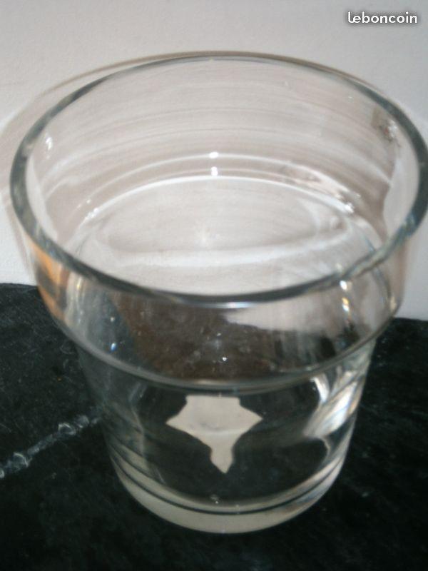 troc de troc vase transparent image 0