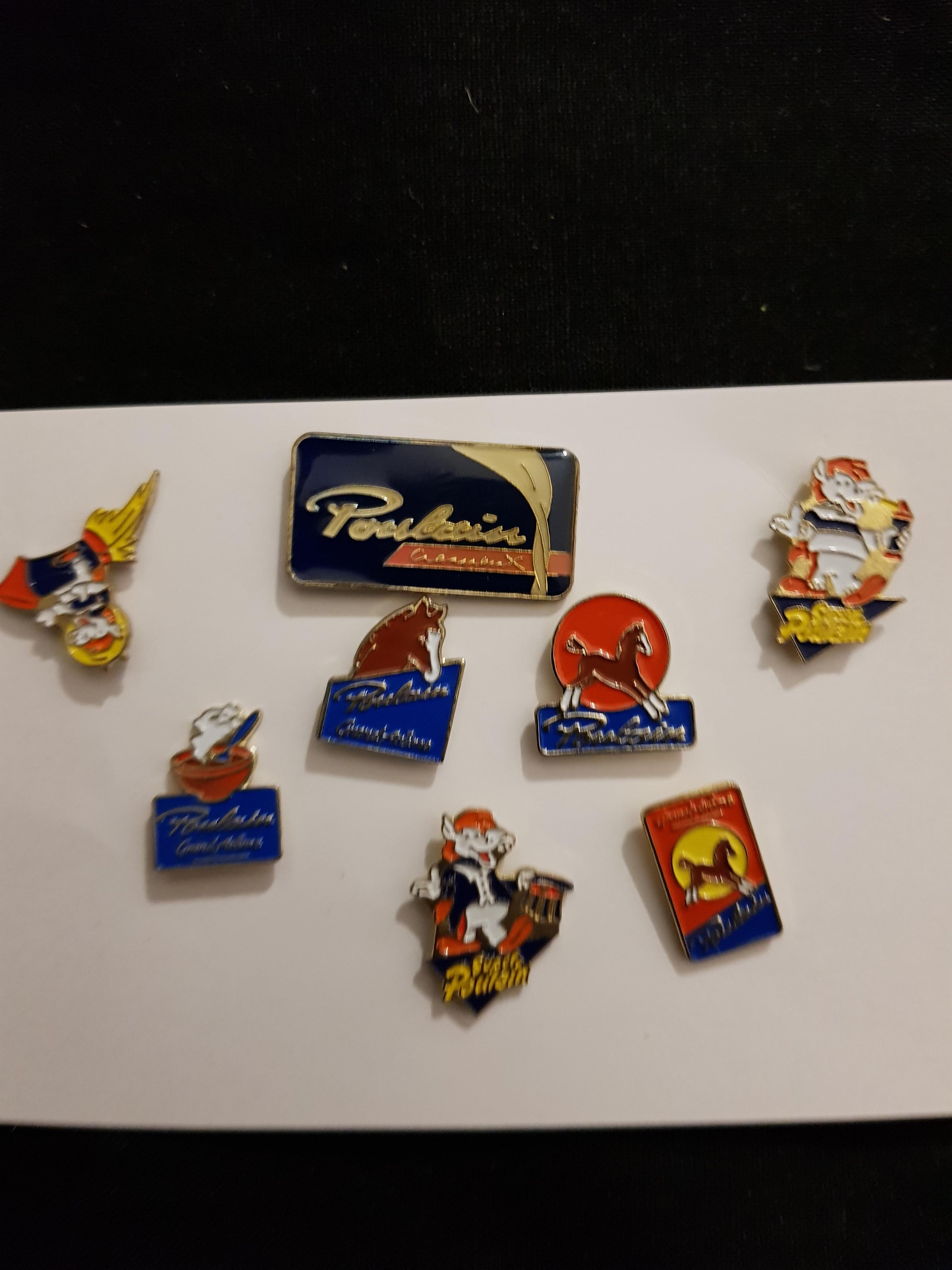 troc de troc série 8 pin's poulain années 1990 collector image 0