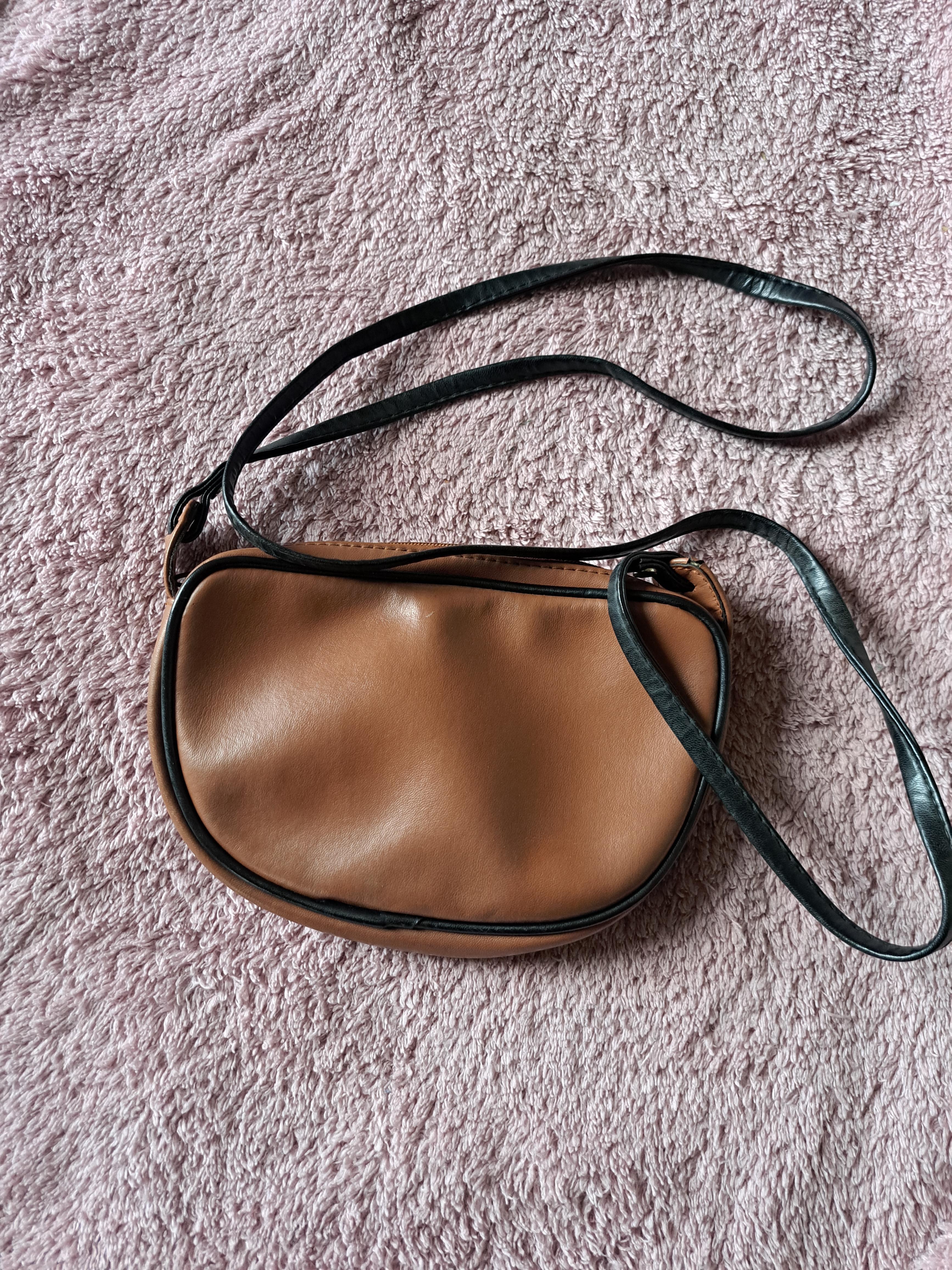 troc de troc petit sac à main pierre cardin image 2