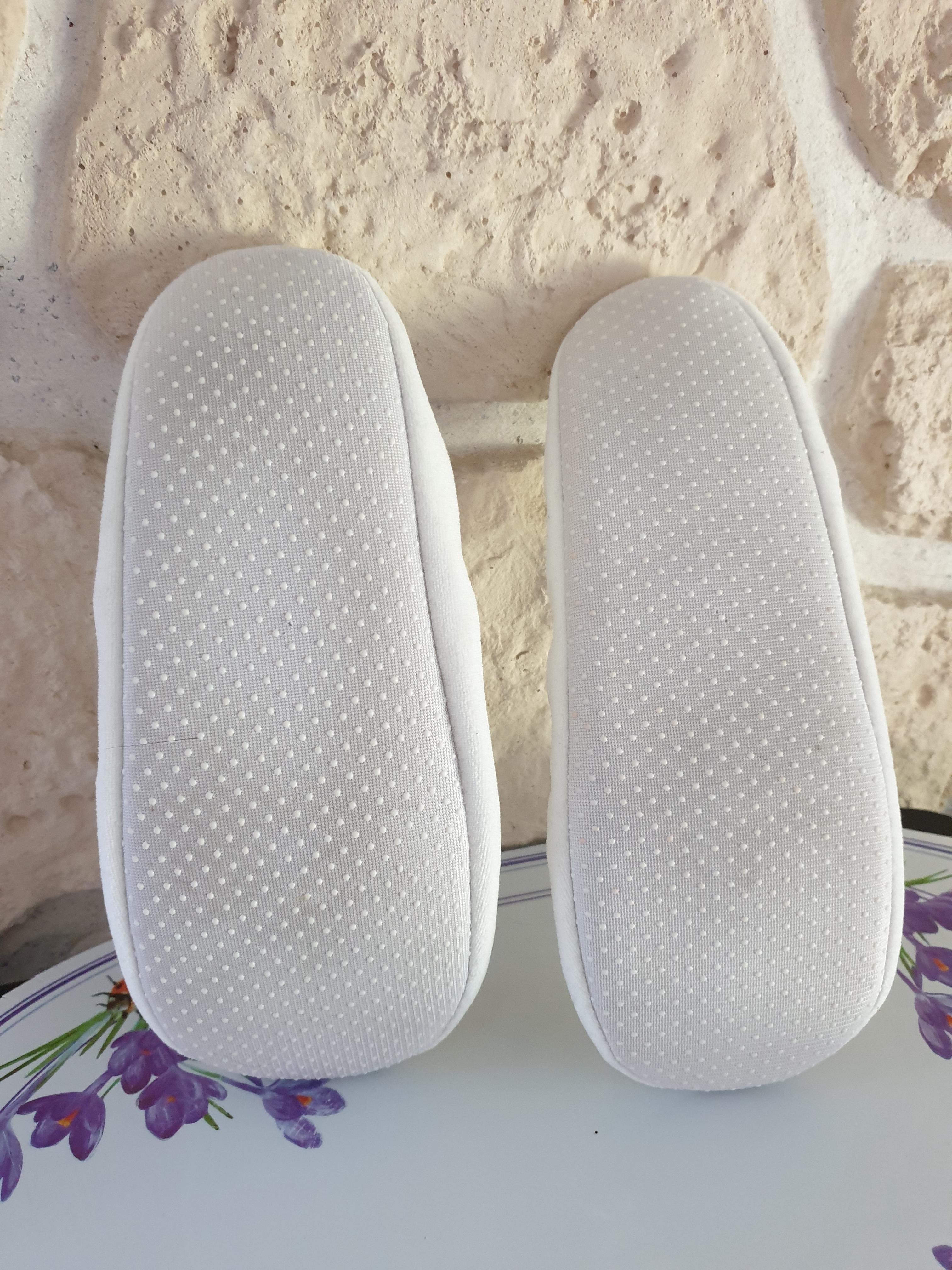 troc de troc réservé ** chaussons t.38/39 image 2