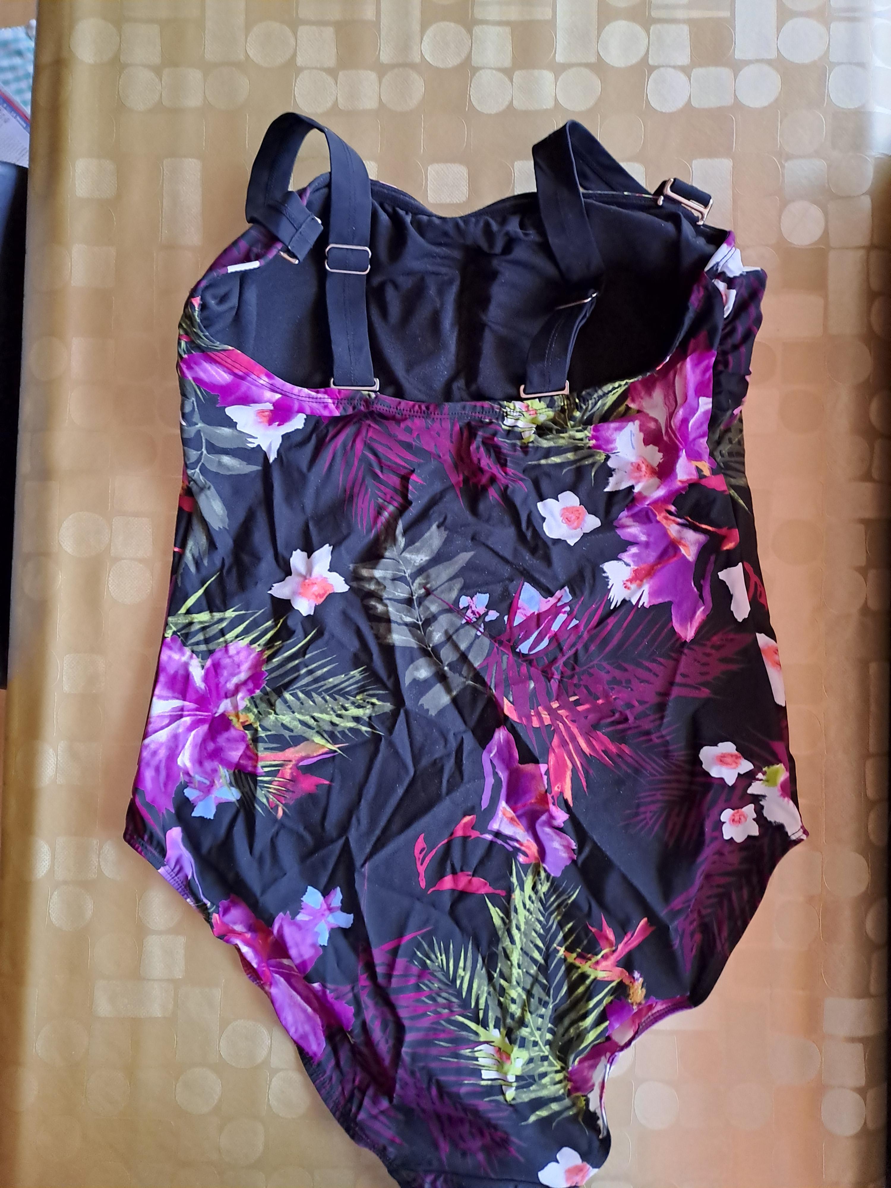 troc de troc maillot de bain t50 fleuri image 1