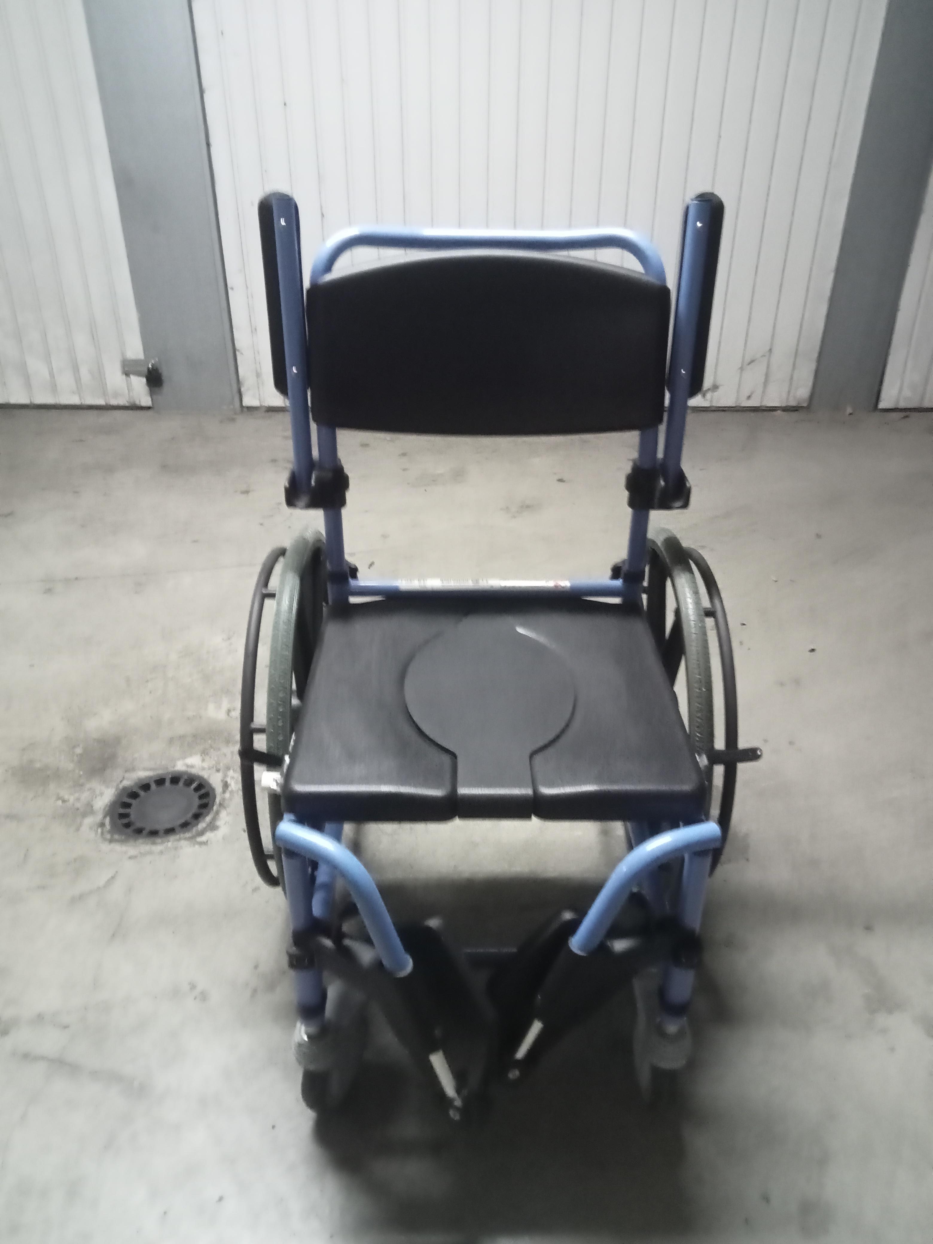 troc de troc fauteuil roulant image 1