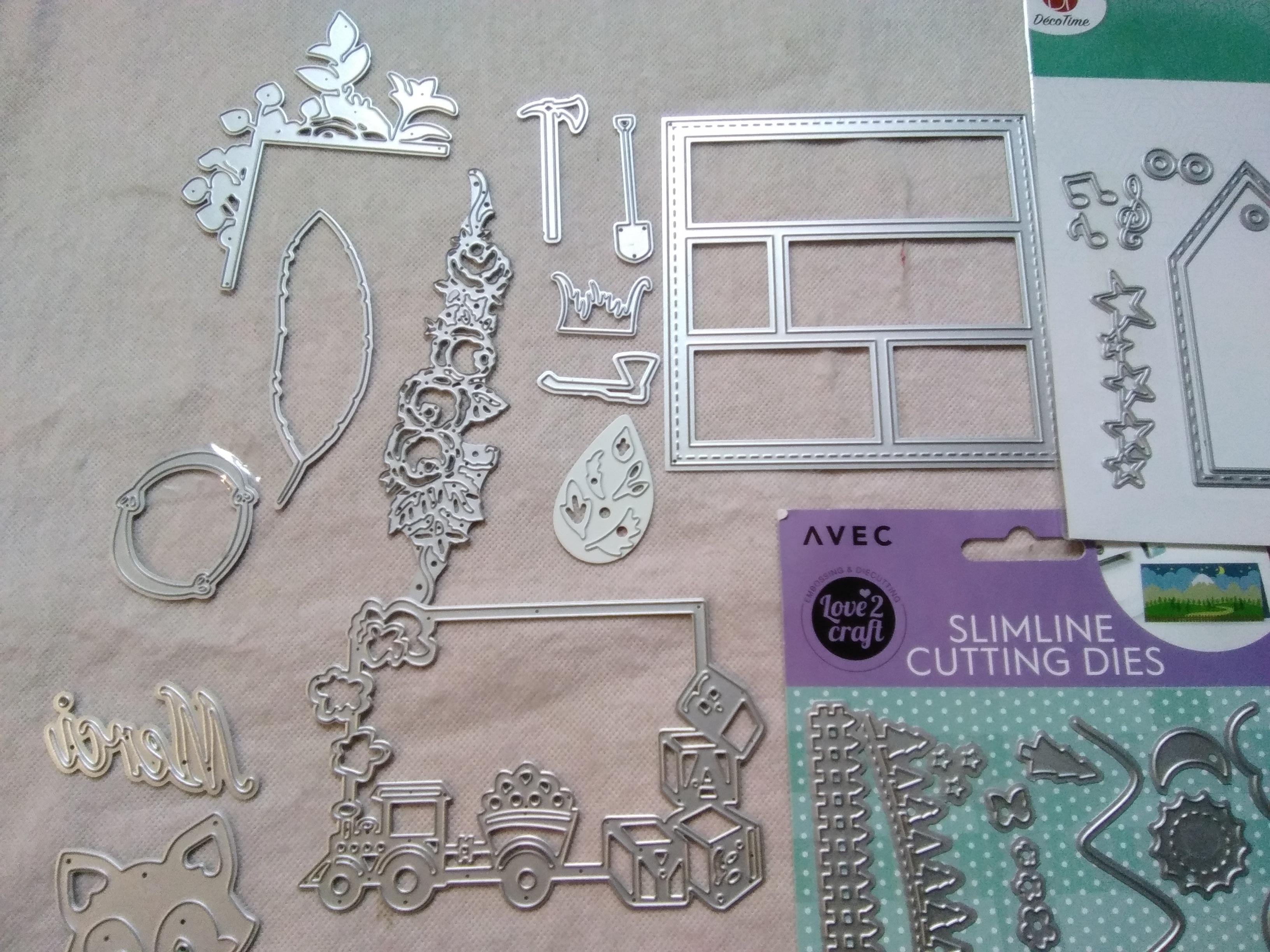 troc de troc reserve et envoyé lot matrices de découpe, loisirs créatifs, très bon état image 1