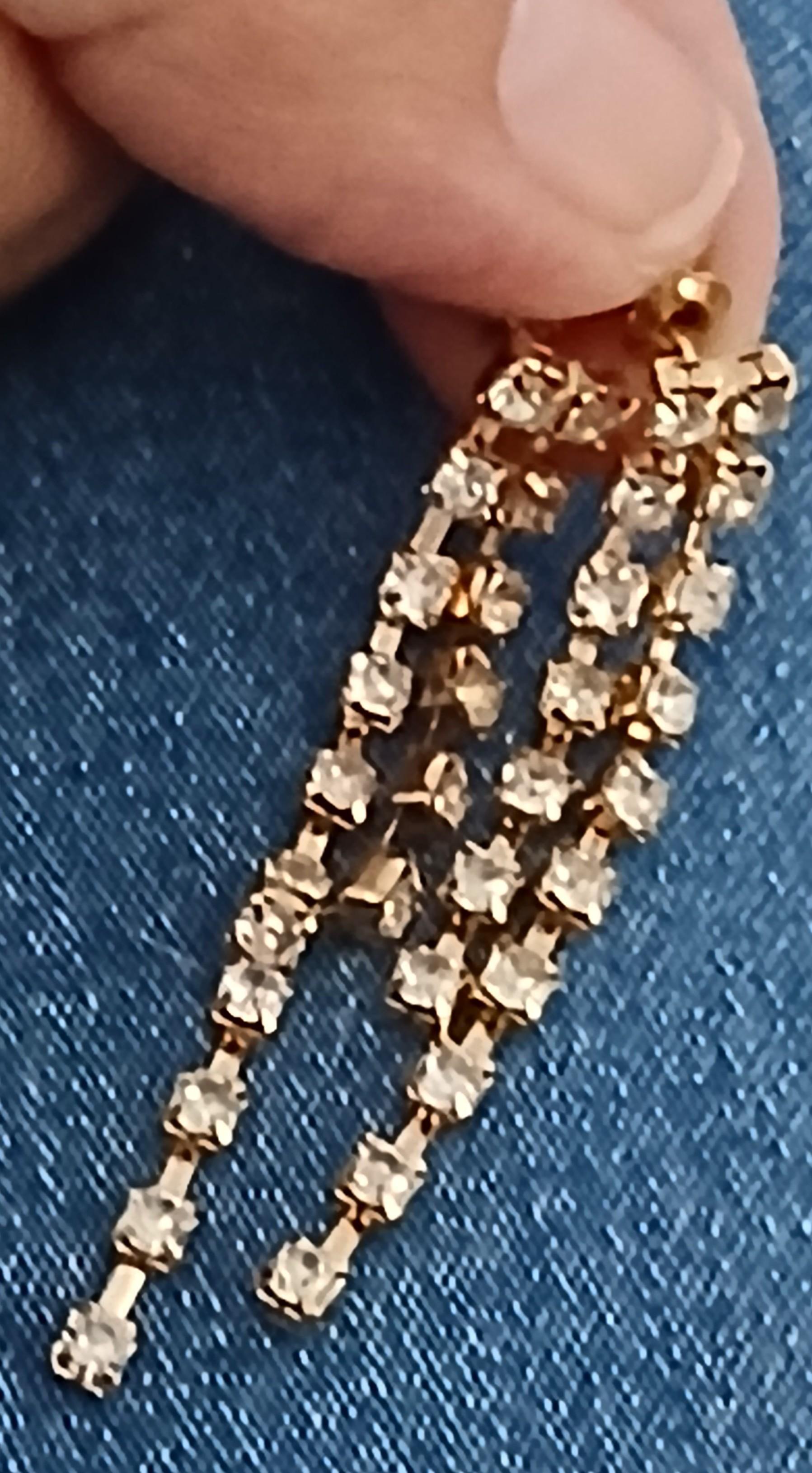 troc de troc une paire de boucle d oreille image 0