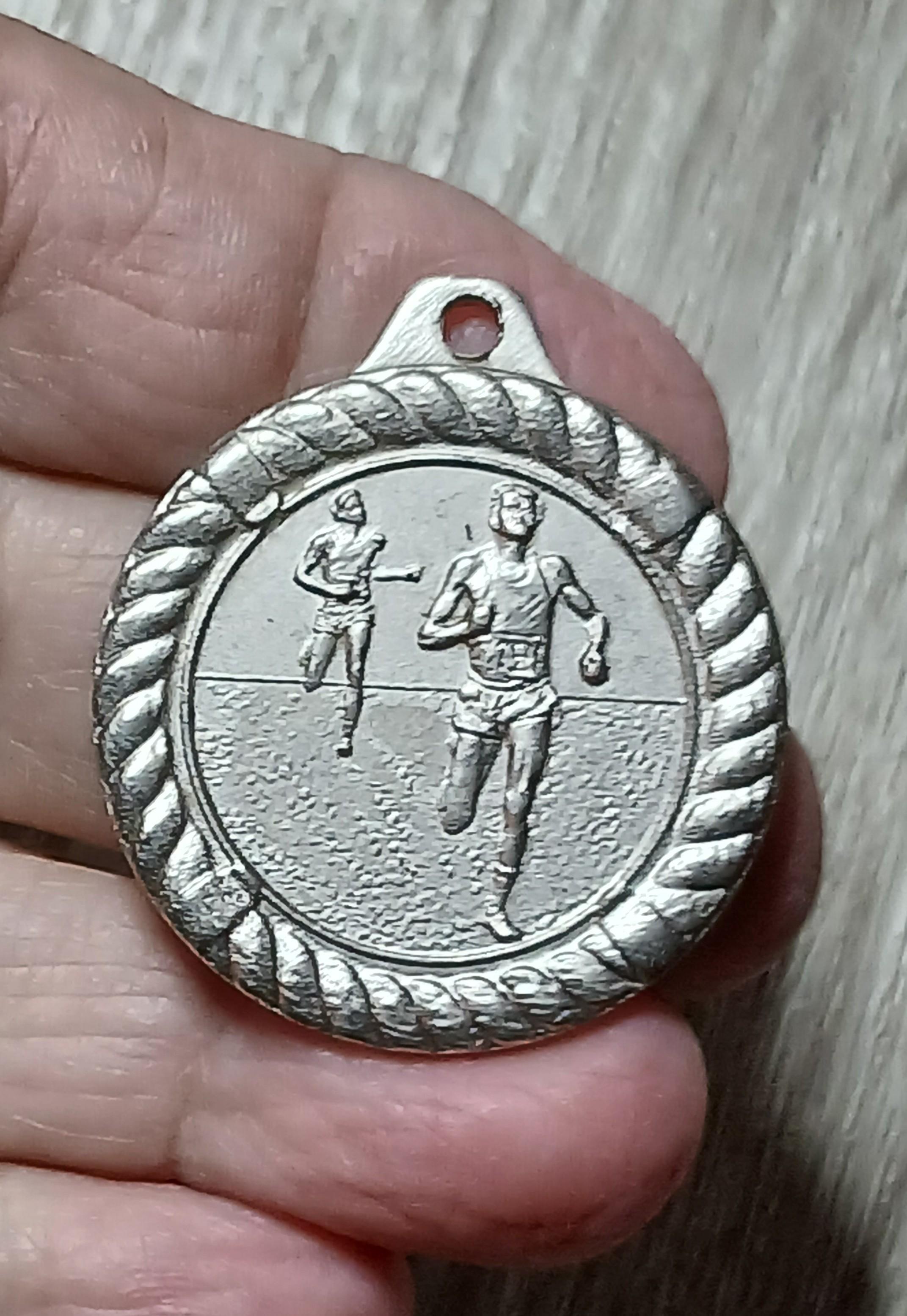 troc de troc une pièce sport image 0