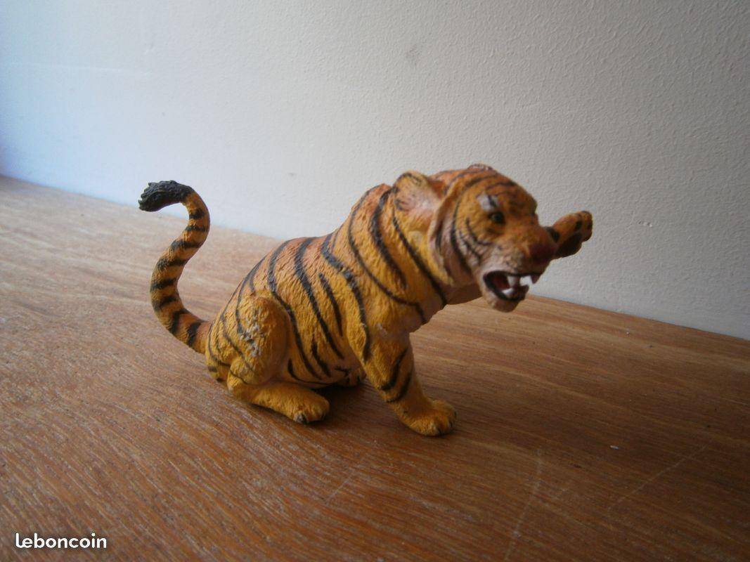 troc de troc petite figurine de tigre image 0