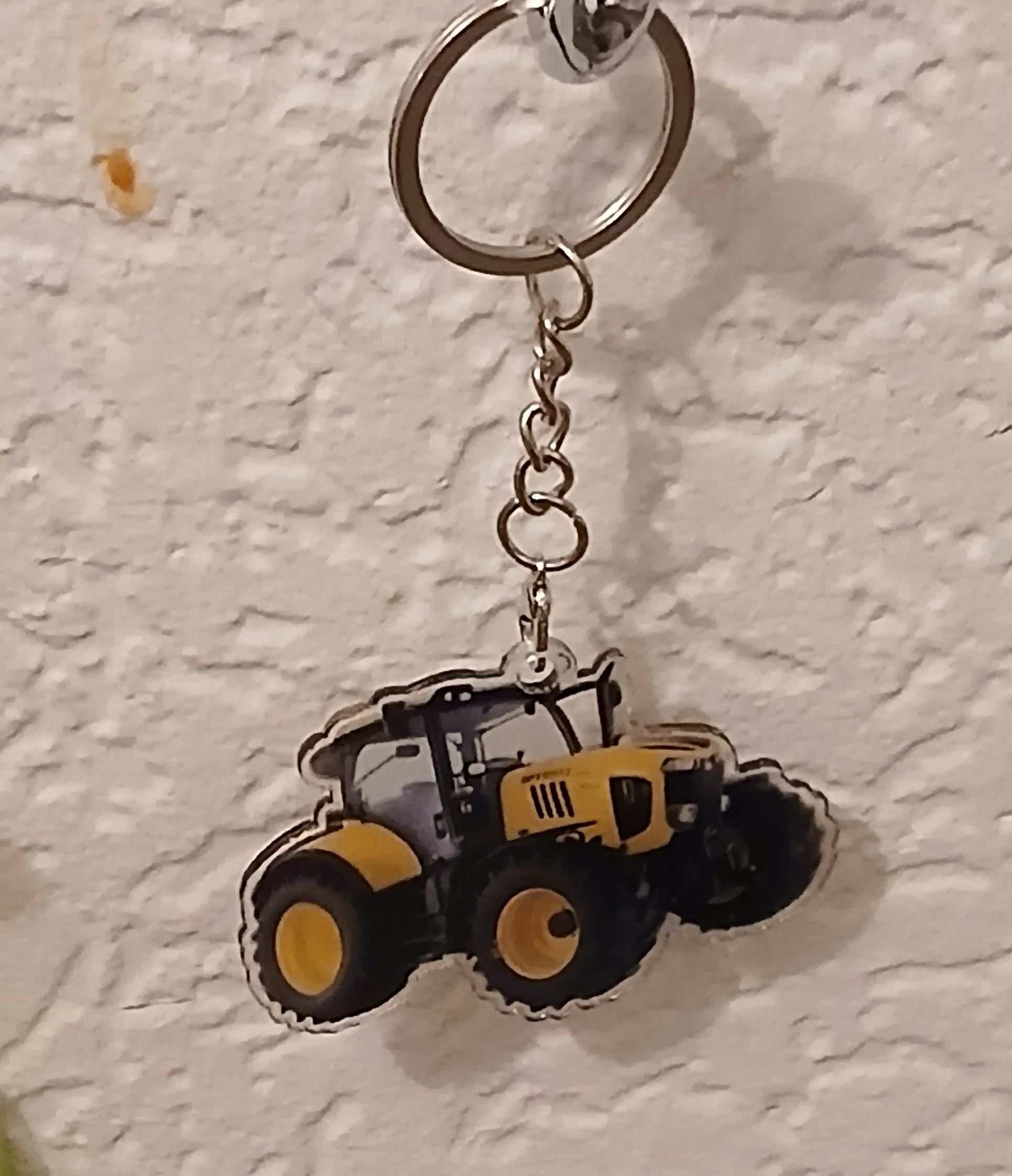 troc de troc reserver divers troc  clé " tracteur " image 0