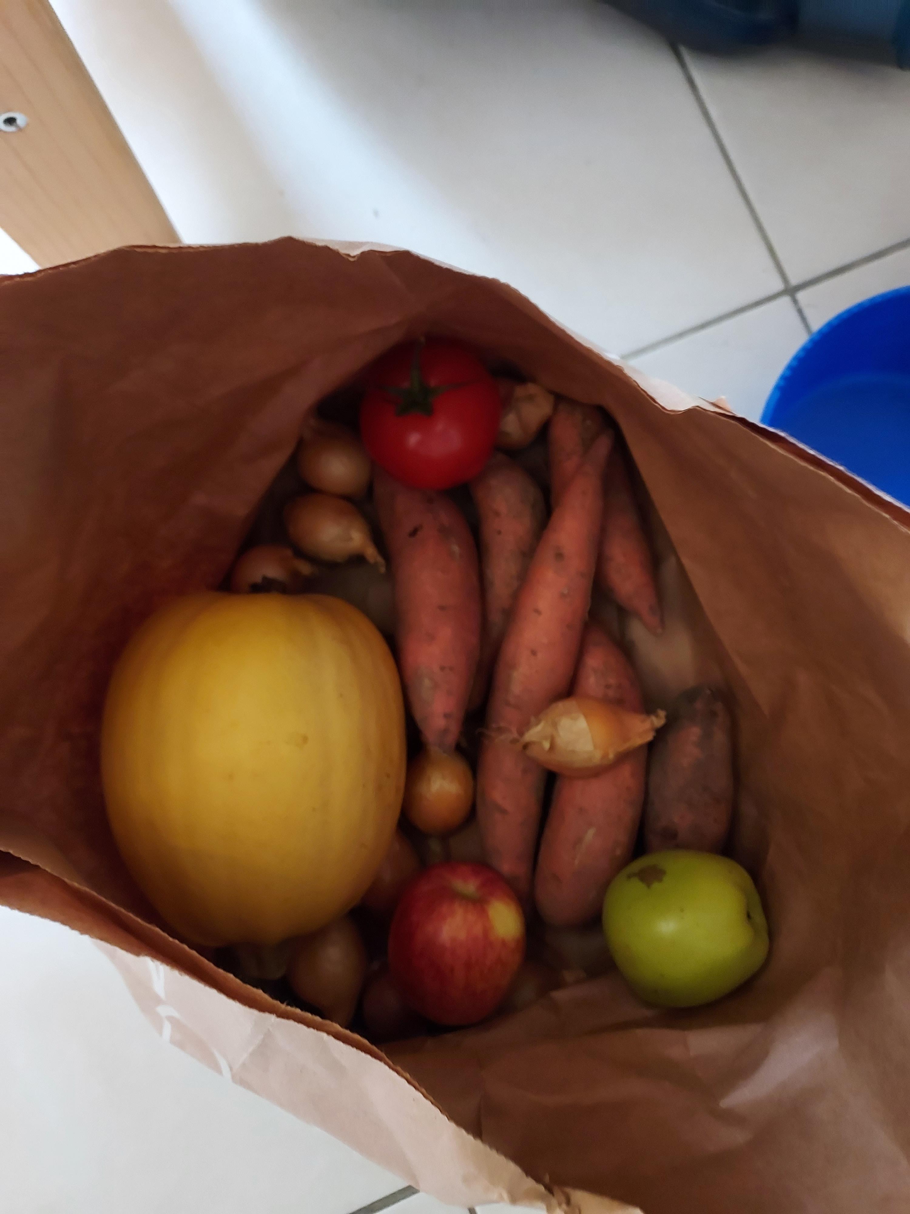 troc de troc panier de légumes/fruit image 0