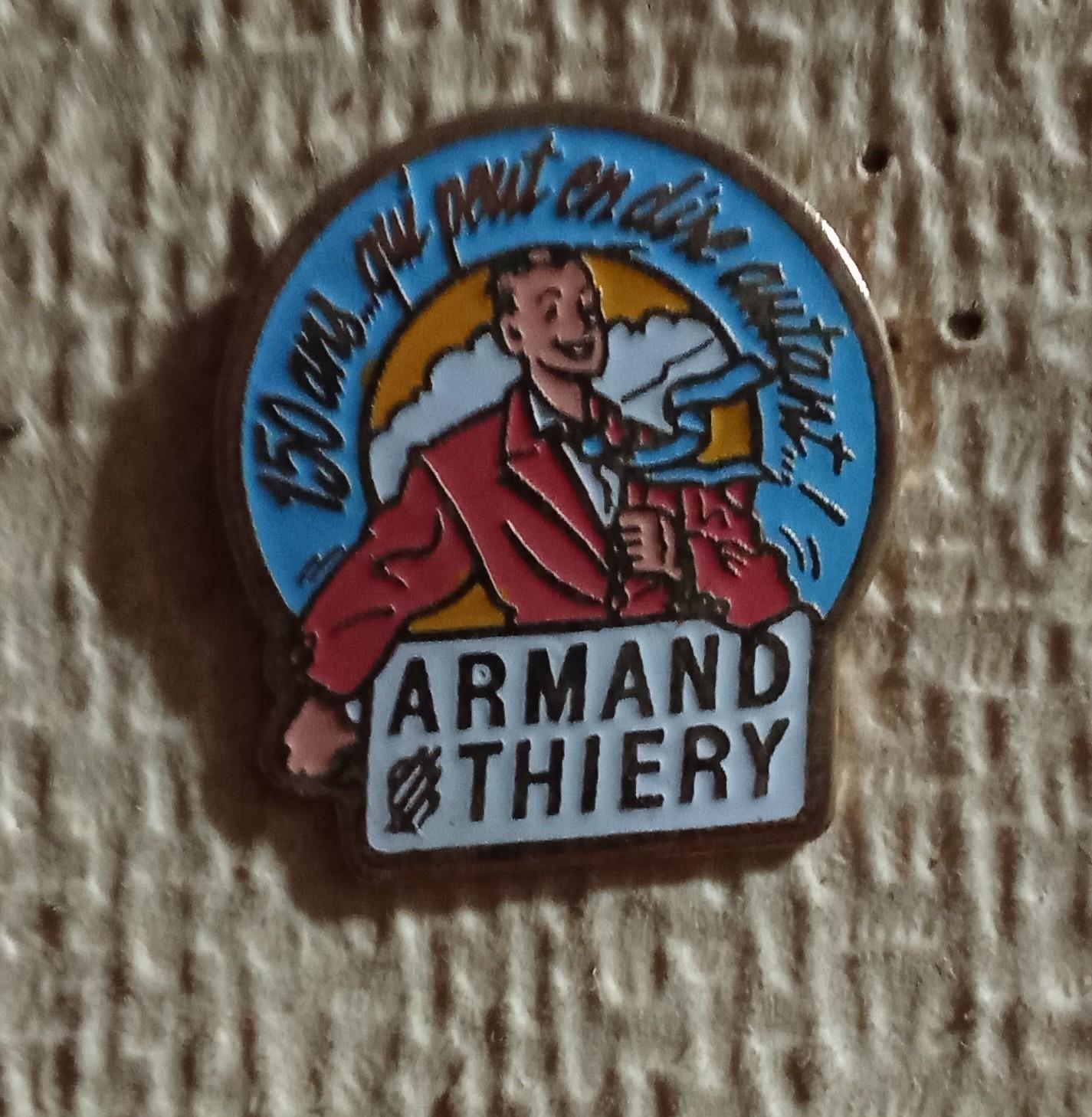 troc de troc pin's sans attache image 0