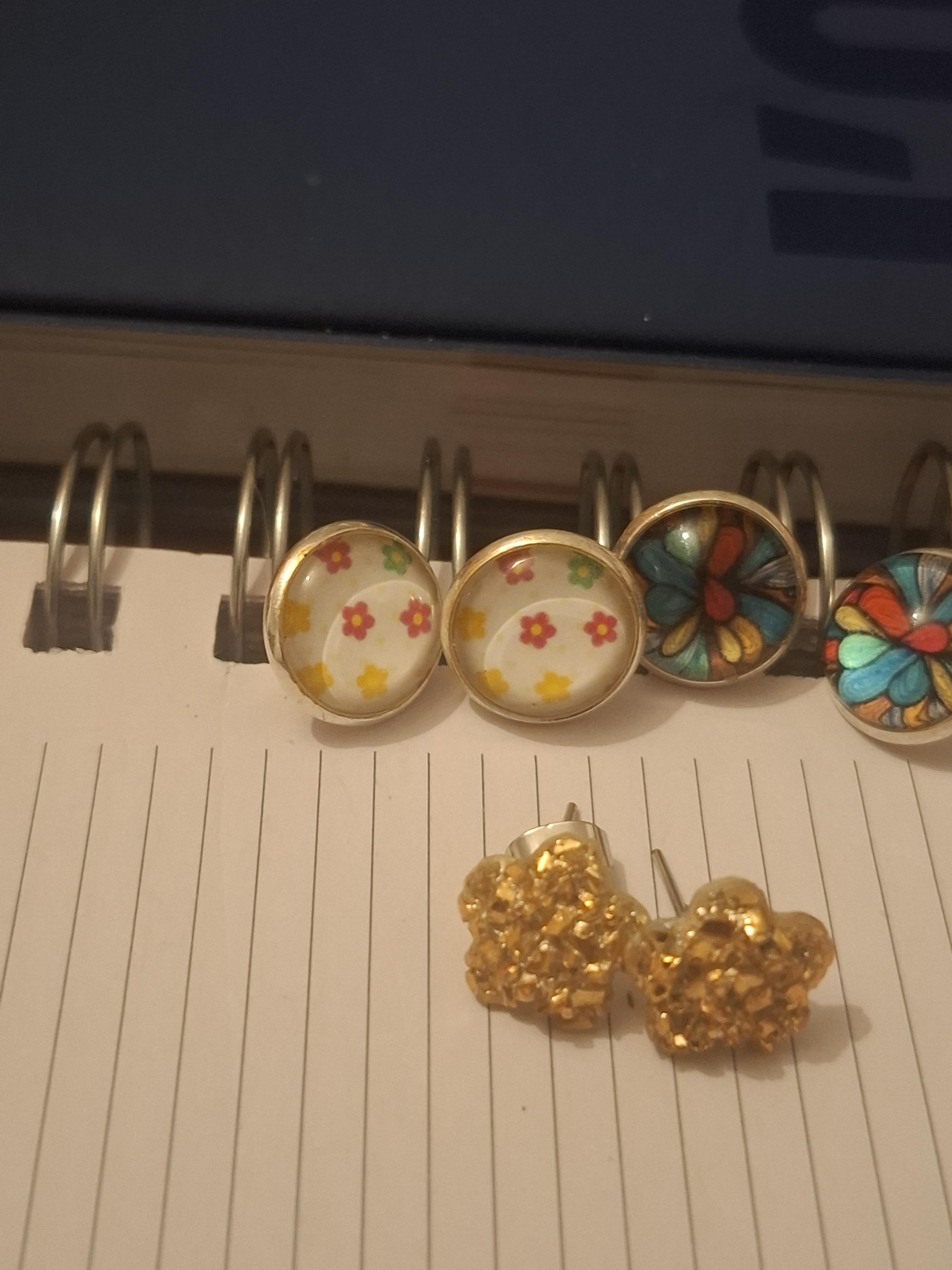 troc de troc boucles d'oreilles image 0