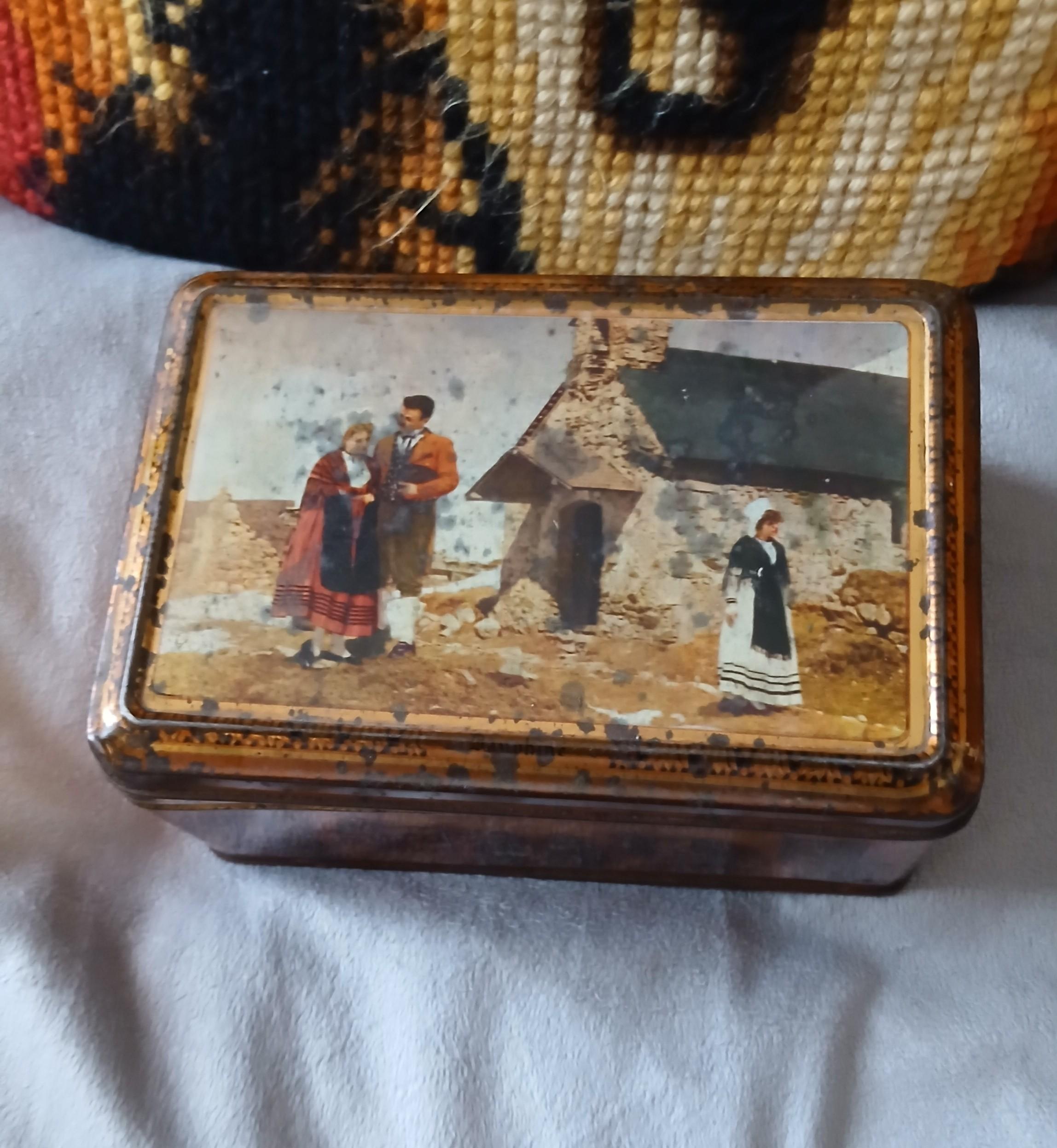 troc de troc boîte en fer image 0