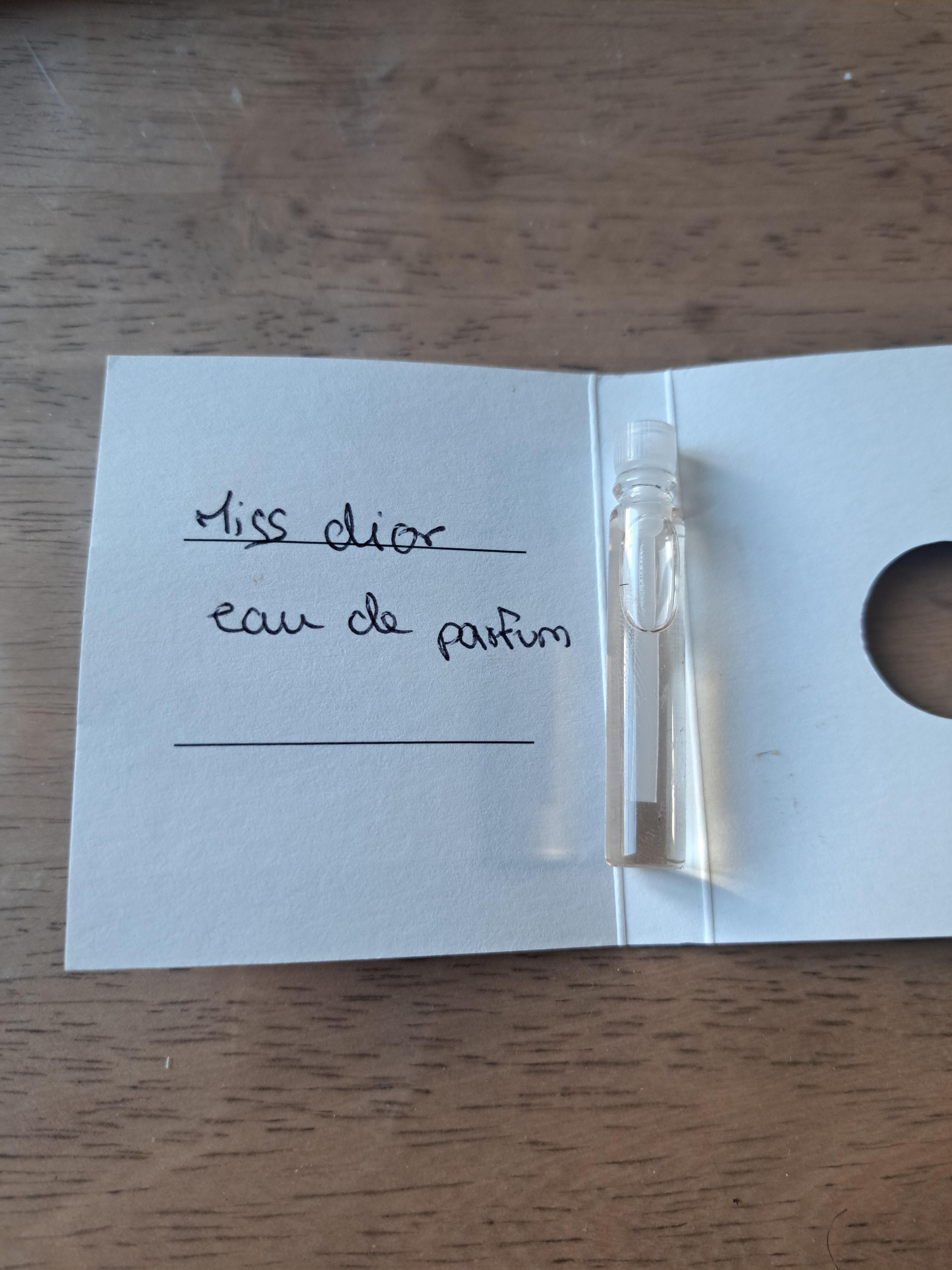 troc de troc reserve - Échantillon de parfum miss dior image 1