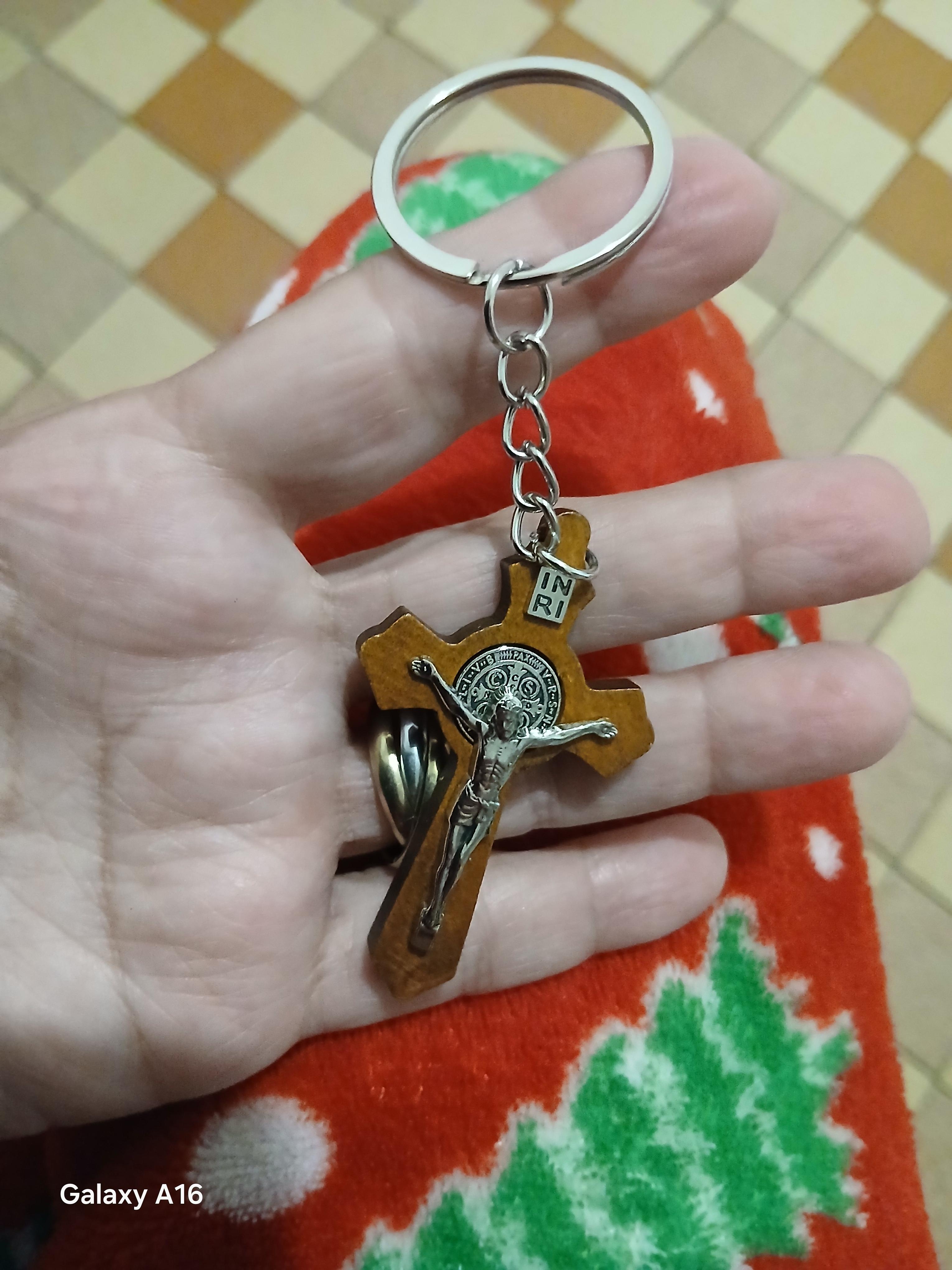 troc de troc porte clé religieux image 1